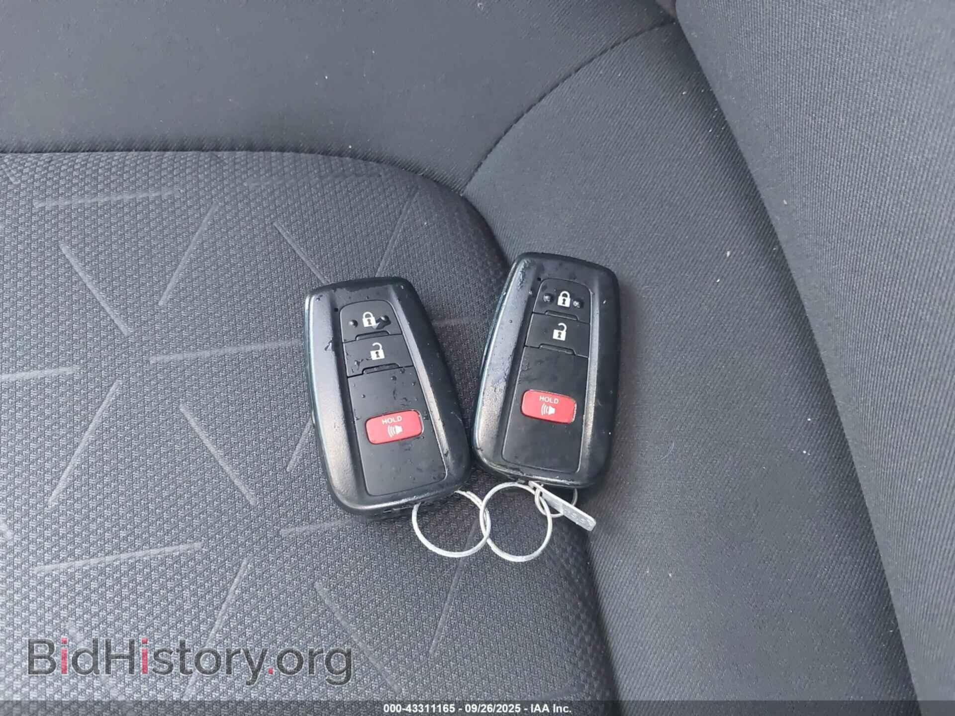 2019 TOYOTA RAV4 - VIN: JTMP1RFV9KD032475 - Фото 11