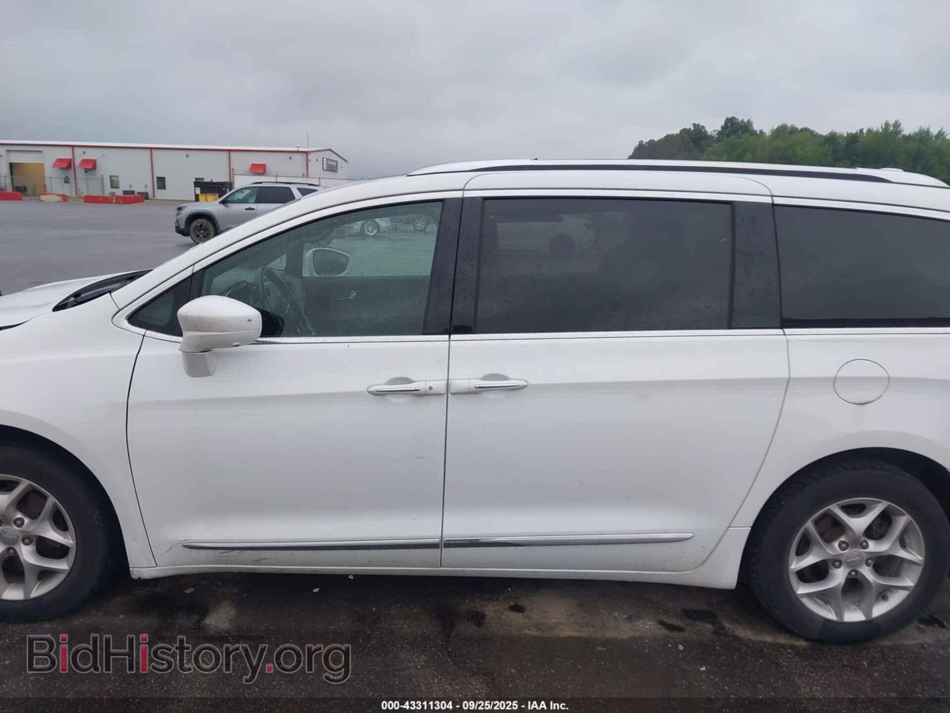 2019 CHRYSLER PACIFICA - VIN: 2C4RC1EG7KR746254 - Фото 15