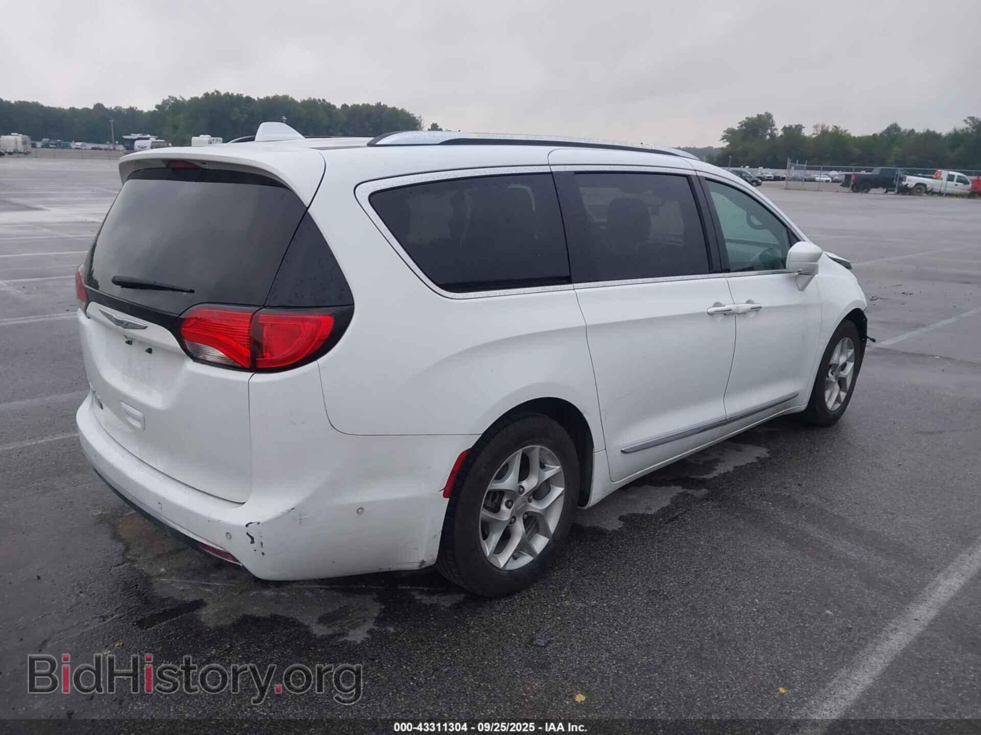 2019 CHRYSLER PACIFICA - VIN: 2C4RC1EG7KR746254 - Фото 4
