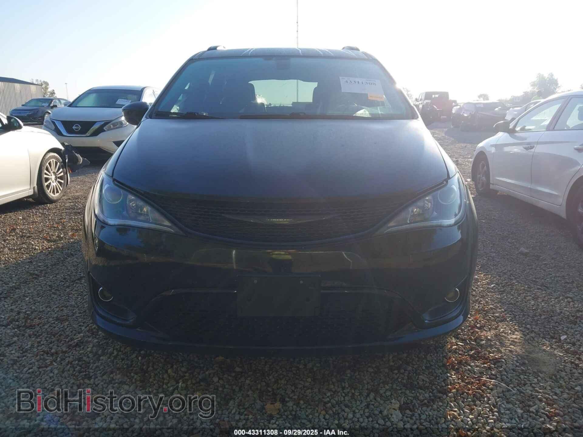 2019 CHRYSLER PACIFICA - VIN: 2C4RC1EG7KR667540 - Фото 12