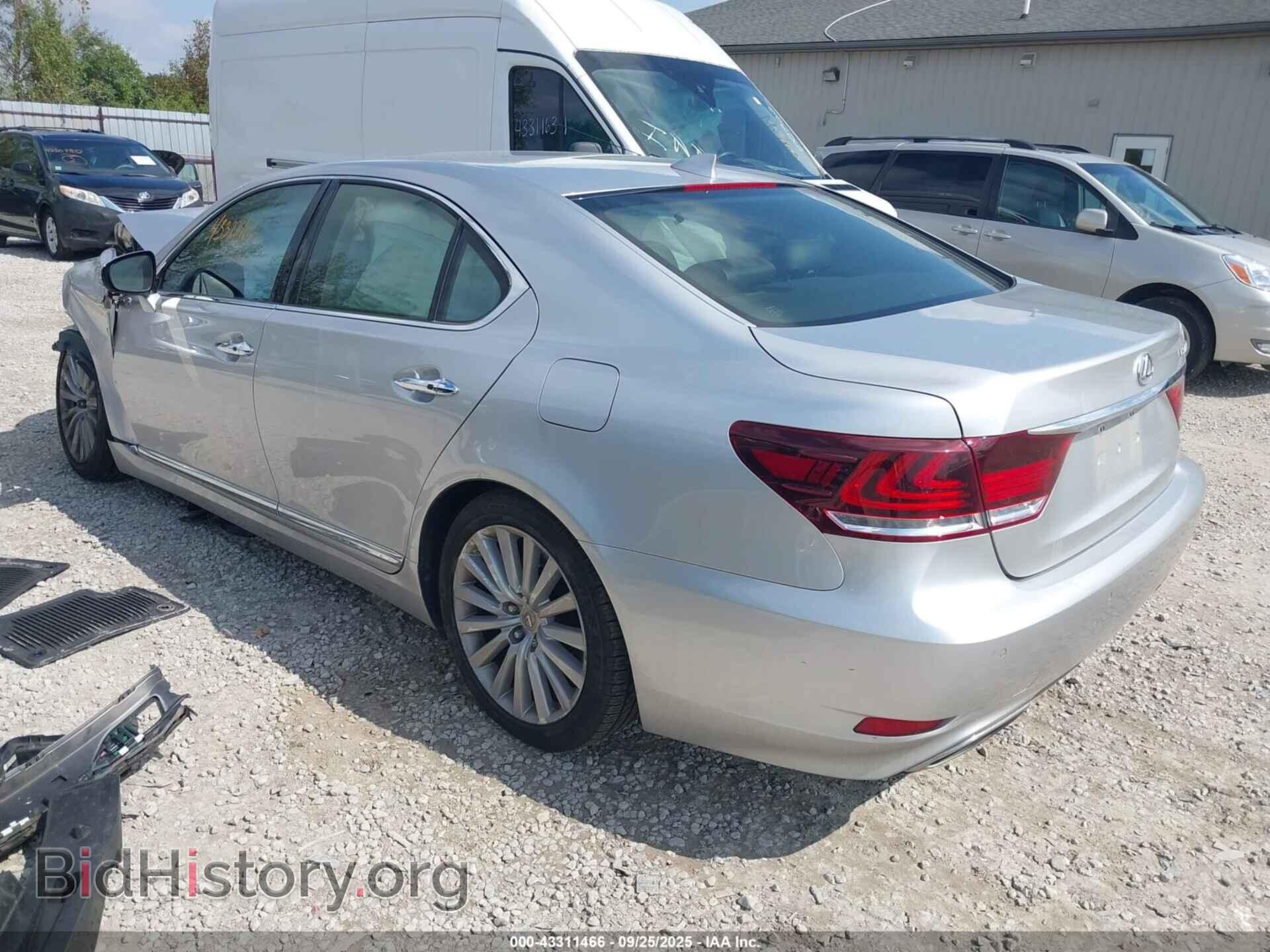 2014 LEXUS LS 460 - VIN: JTHCL5EF1E5021317 - Photo 3
