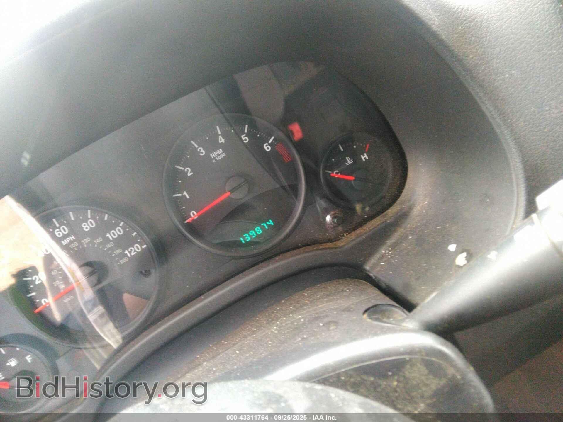 2011 JEEP COMPASS - VIN: 1J4NT1FA0BD260598 - Фото 7