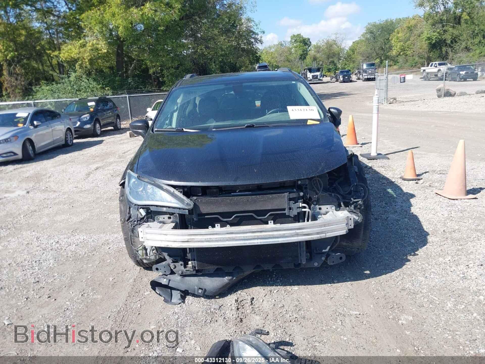 2017 CHRYSLER PACIFICA - VIN: 2C4RC1BG4HR668027 - Фото 13