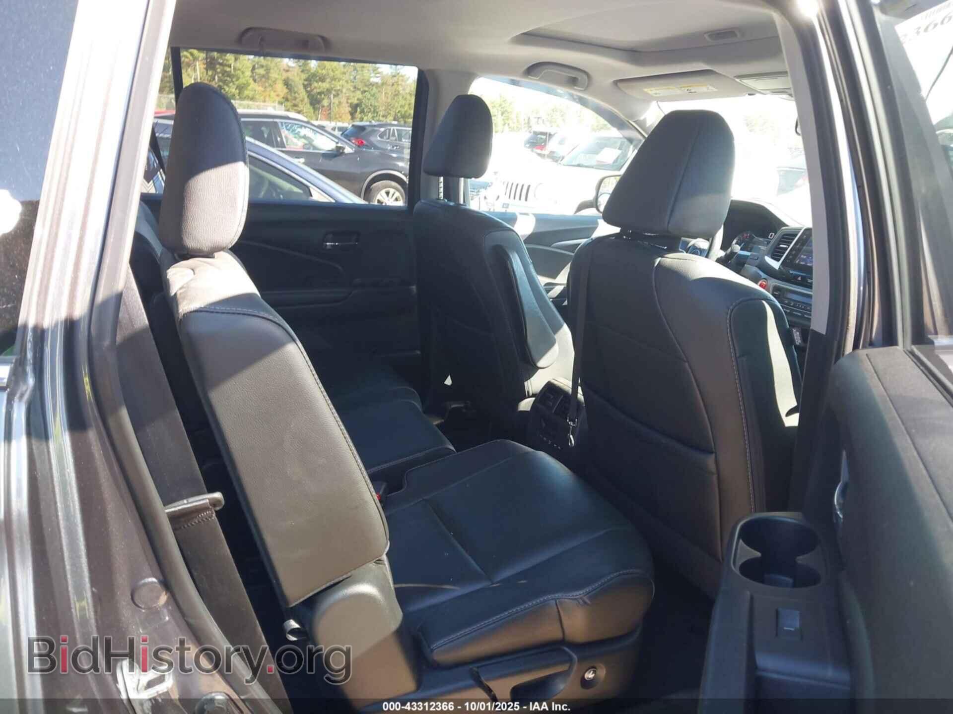 2017 HONDA PILOT - VIN: 5FNYF6H7XHB070205 - Фото 8