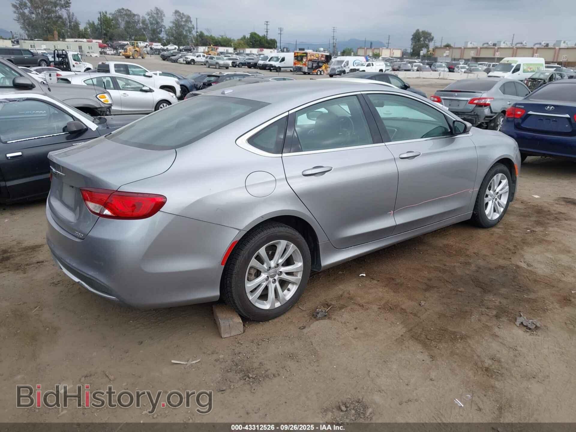2016 CHRYSLER 200 - VIN: 1C3CCCAB4GN110752 - Фото 4