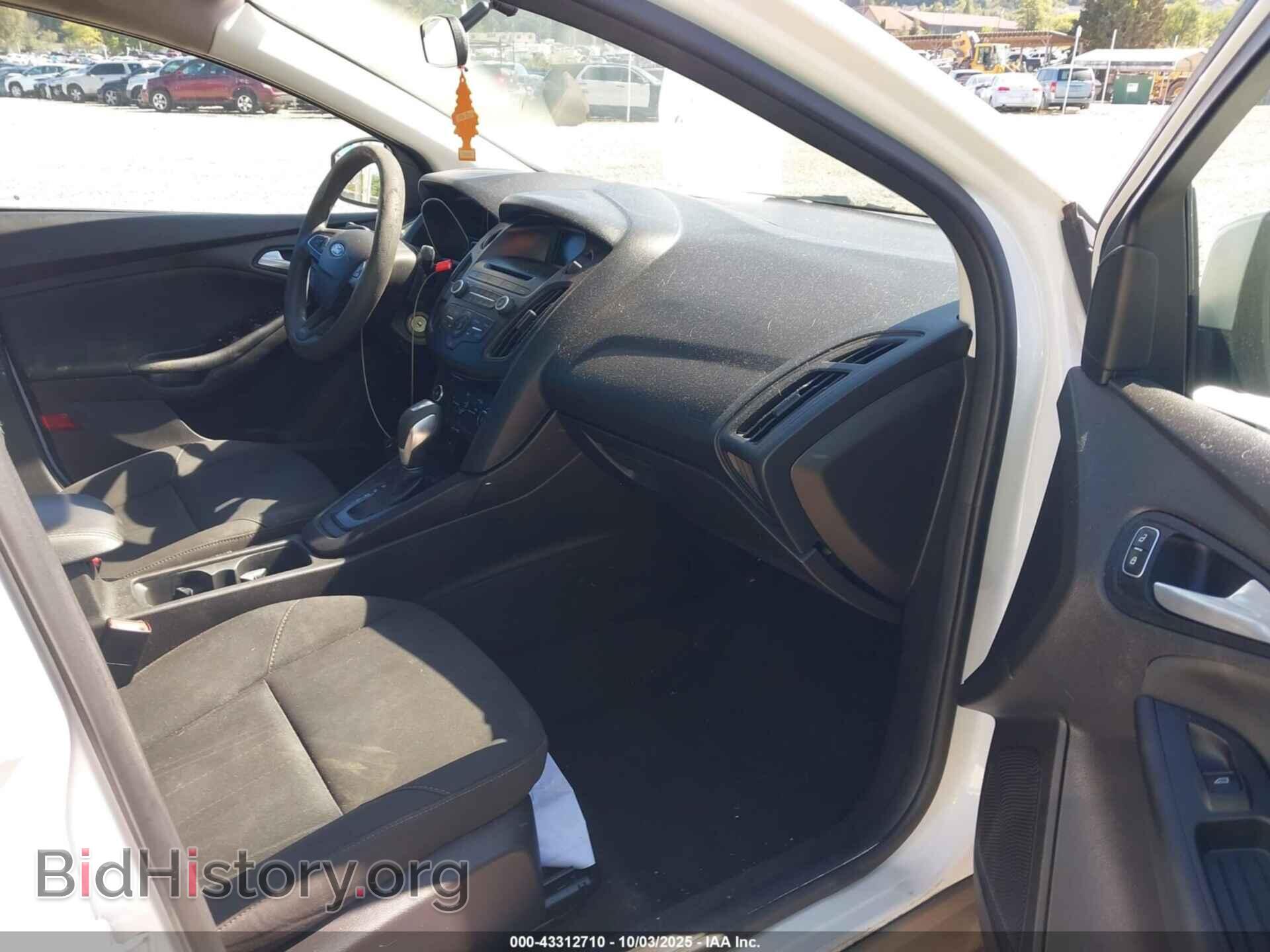 2016 FORD FOCUS - VIN: 1FADP3F22GL207124 - Фото 5
