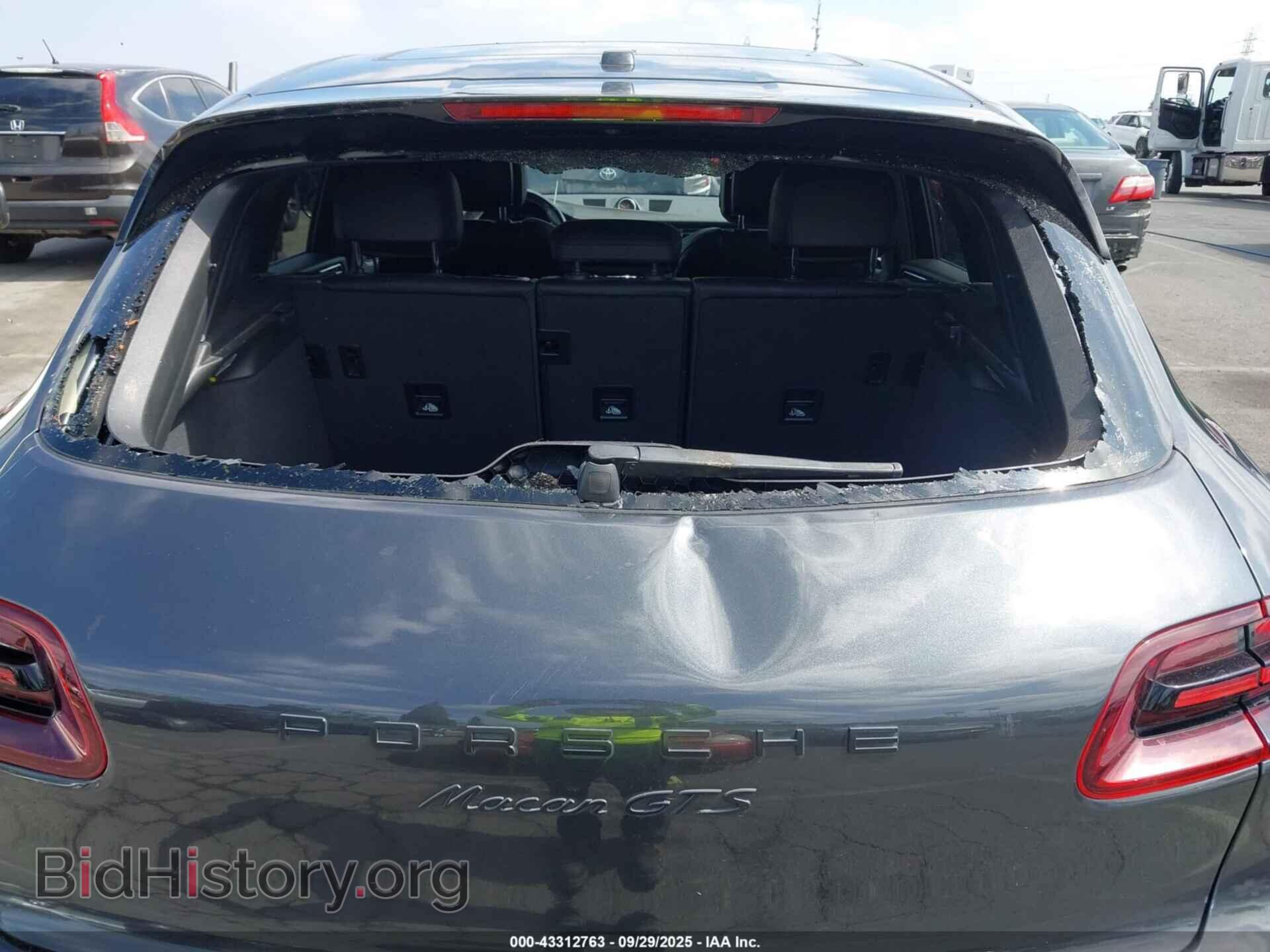 2017 PORSCHE MACAN - VIN: WP1AG2A53HLB50392 - Фото 6