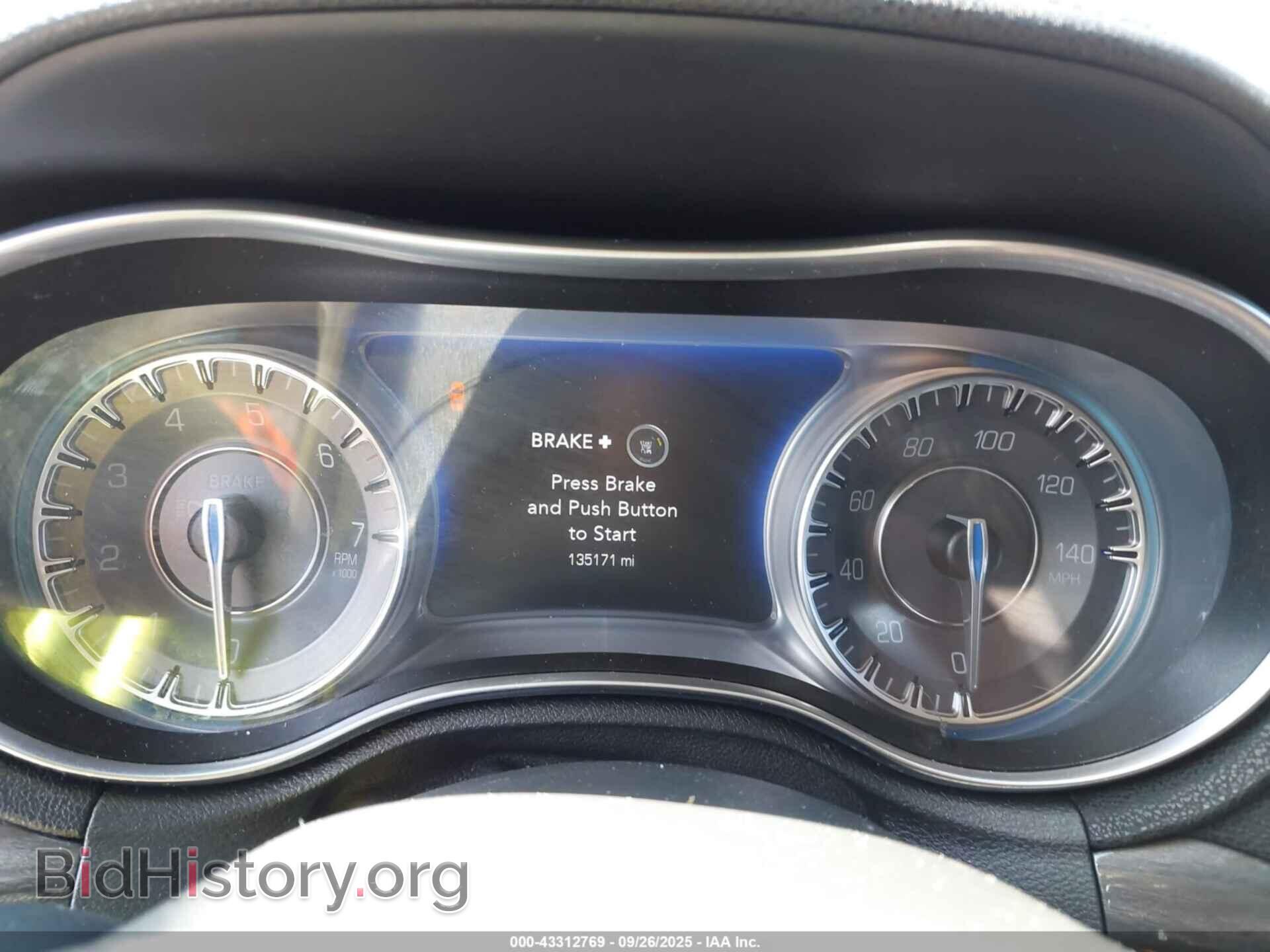 2018 CHRYSLER 300 - VIN: 2C3CCAAG2JH265073 - Фото 7
