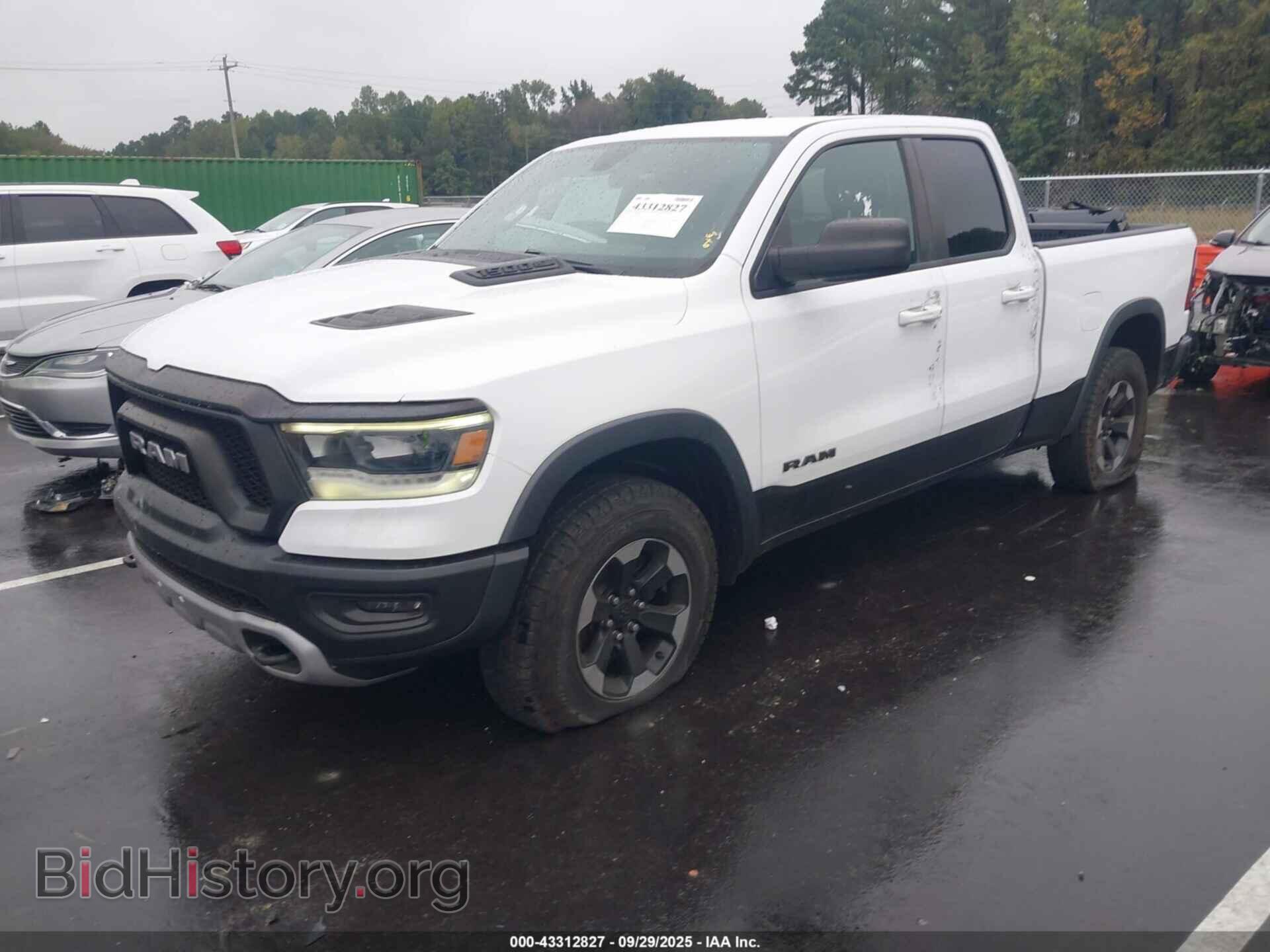 2020 RAM 1500 - VIN: 1C6SRFET8LN280141 - Фото 2