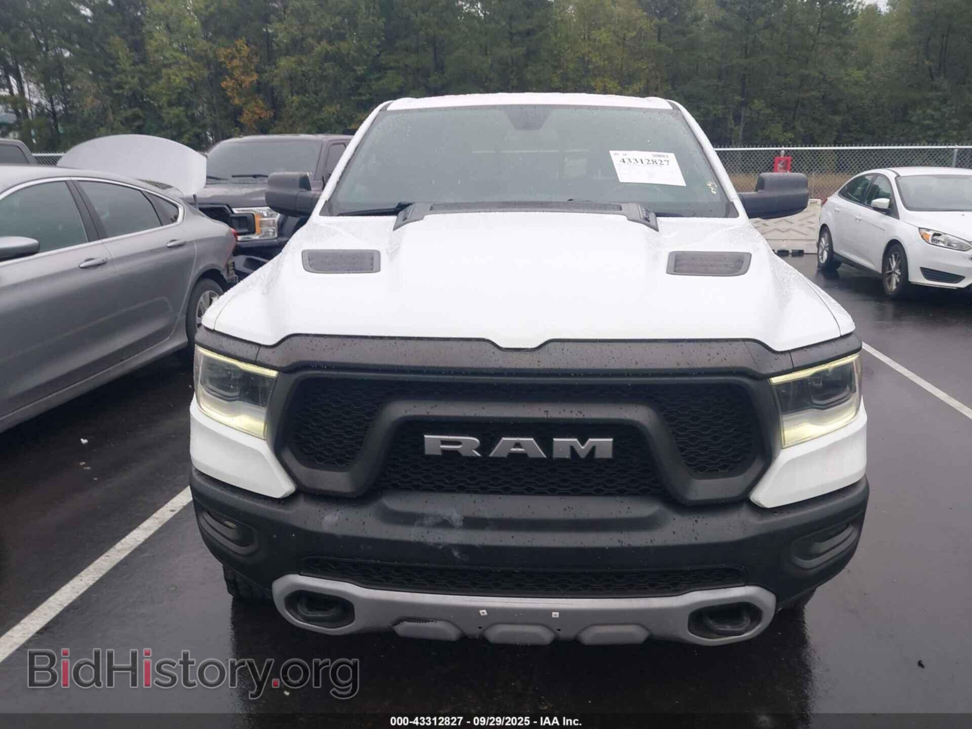 2020 RAM 1500 - VIN: 1C6SRFET8LN280141 - Фото 13