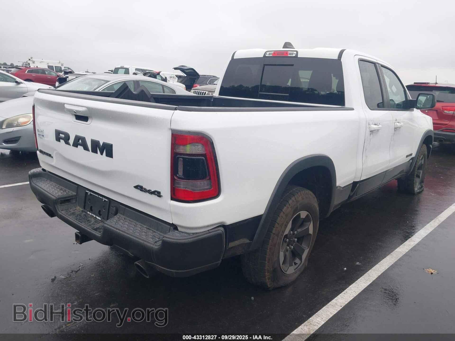 2020 RAM 1500 - VIN: 1C6SRFET8LN280141 - Фото 4