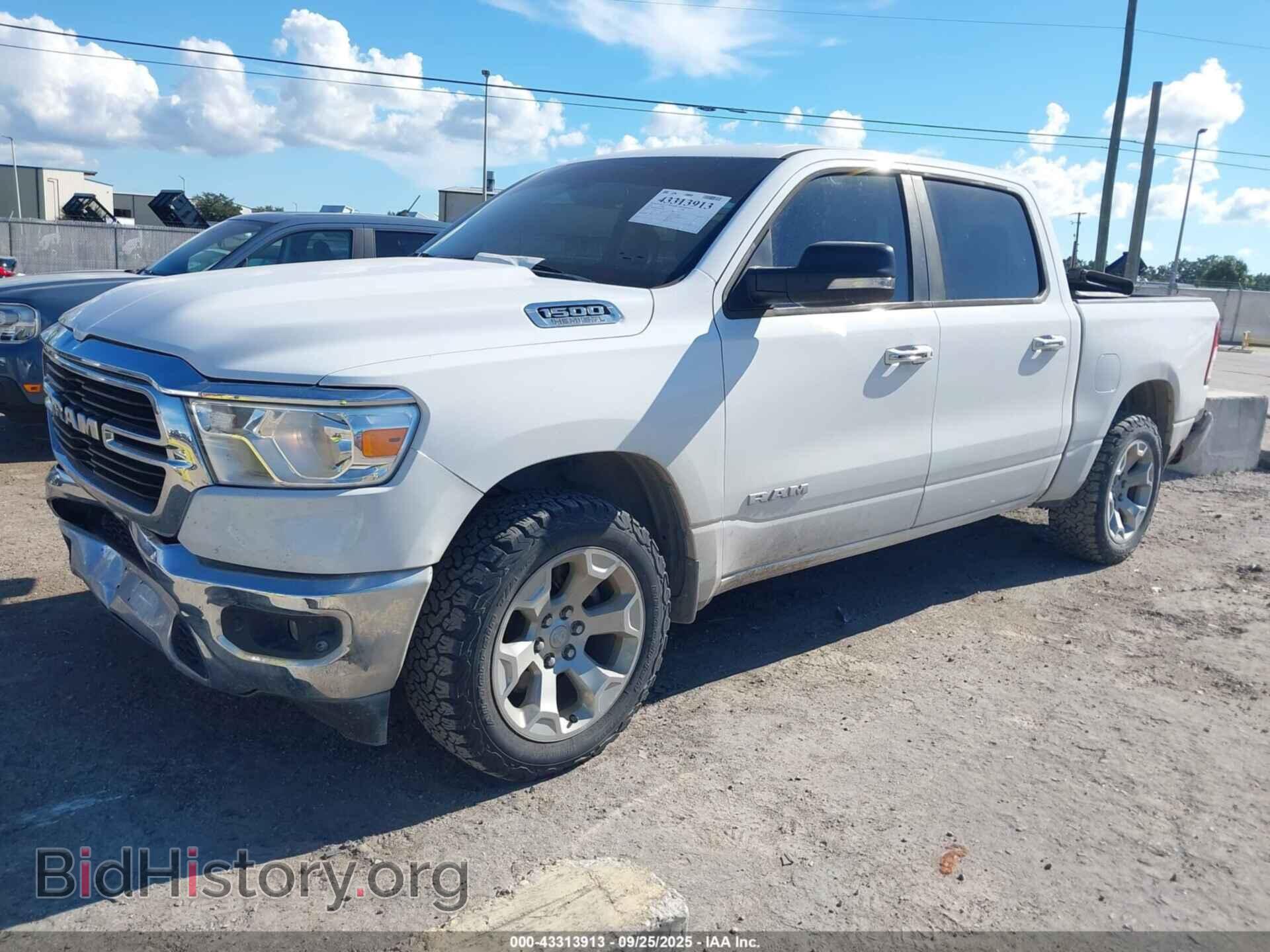 2019 RAM 1500 - VIN: 1C6SRFFT6KN697366 - Фото 2