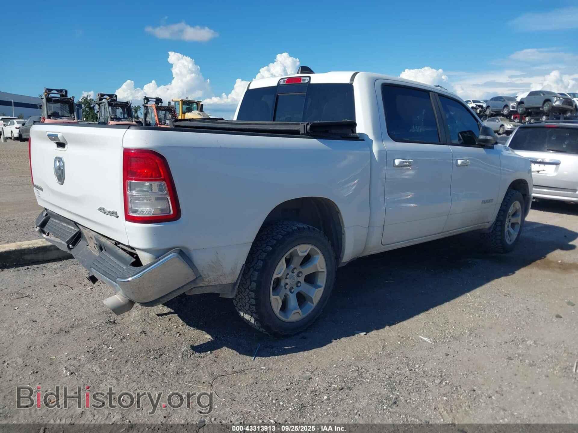 2019 RAM 1500 - VIN: 1C6SRFFT6KN697366 - Фото 4