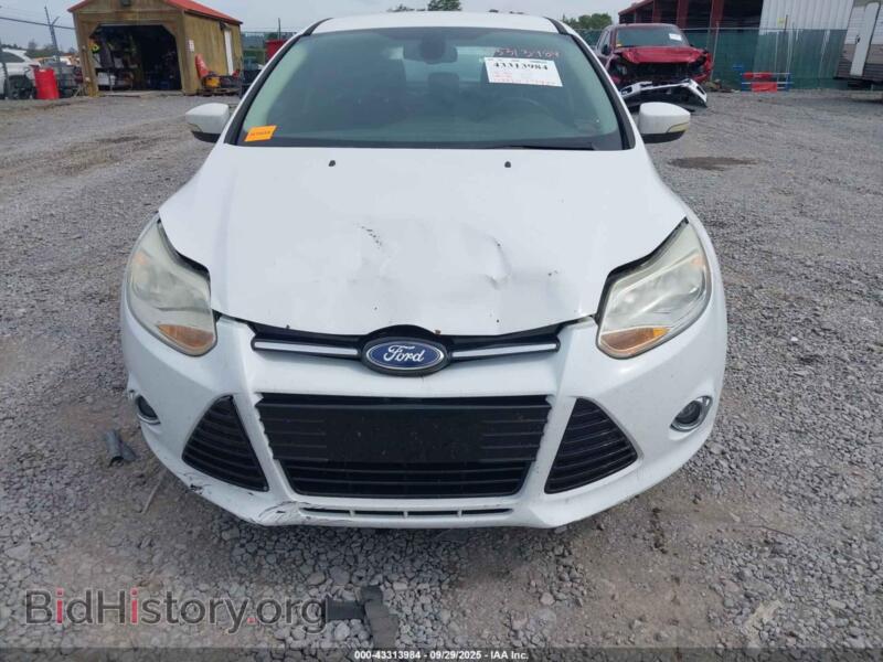 2012 Ford FOCUS (VIN 1FAHP3M22CL210166) — фото 6 из 16