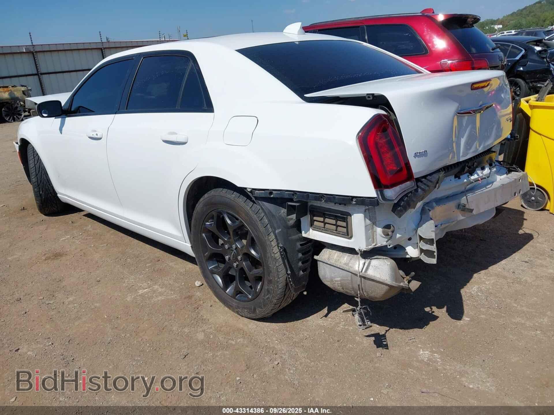 2020 CHRYSLER 300 - VIN: 2C3CCAGG9LH137701 - Фото 3