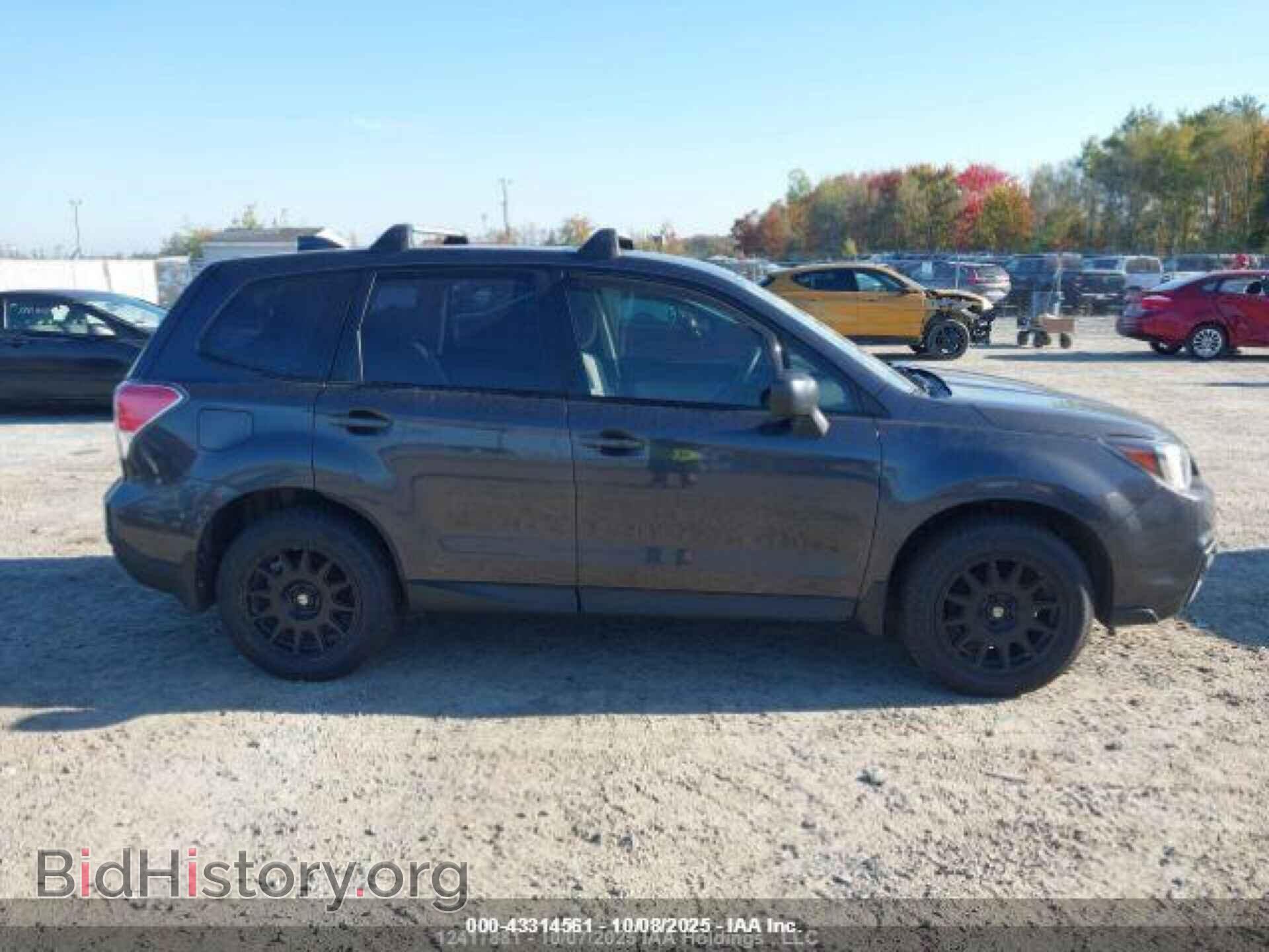 2018 SUBARU FORESTER - VIN: JF2SJAAC7JG591880 - Фото 12