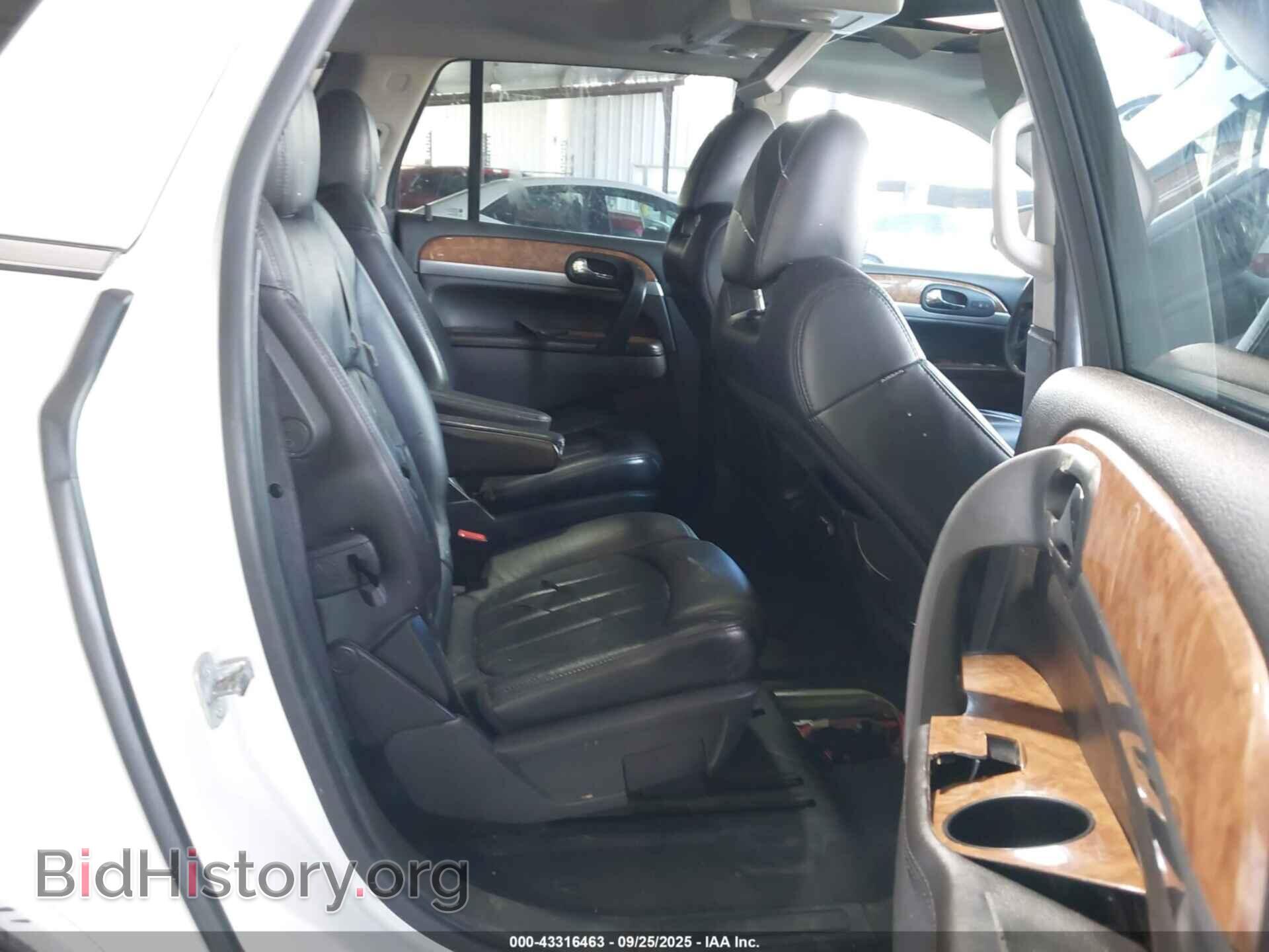2011 BUICK ENCLAVE - VIN: 5GAKRCED4BJ295081 - Фото 8