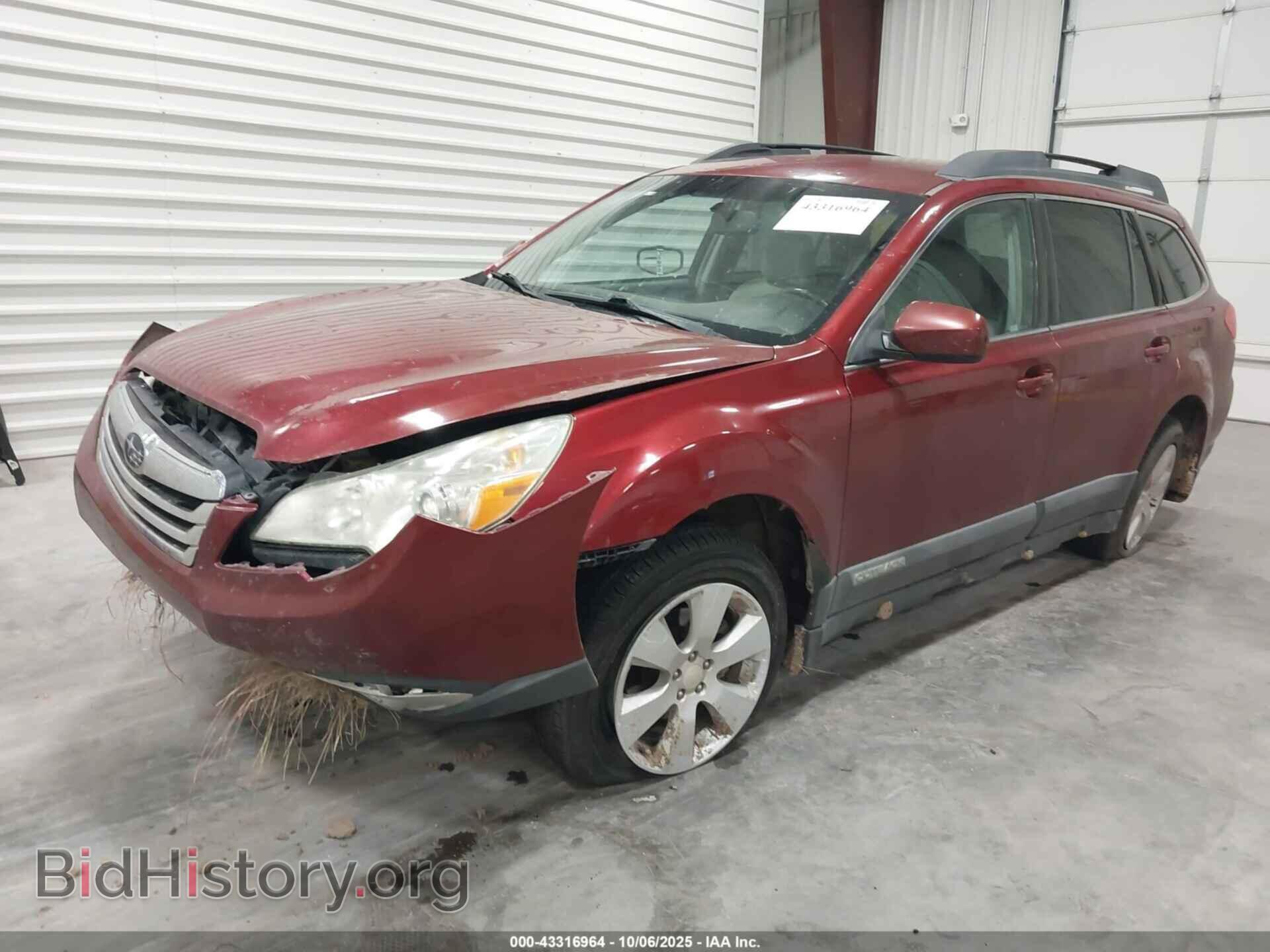 2011 SUBARU OUTBACK - VIN: 4S4BRCFC4B3315821 - Фото 2