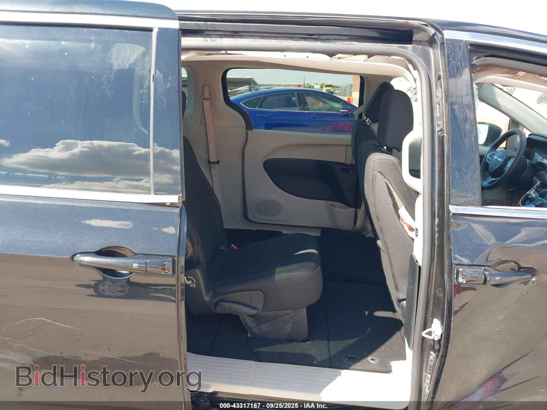 2017 CHRYSLER PACIFICA - VIN: 2C4RC1DG3HR593172 - Photo 8