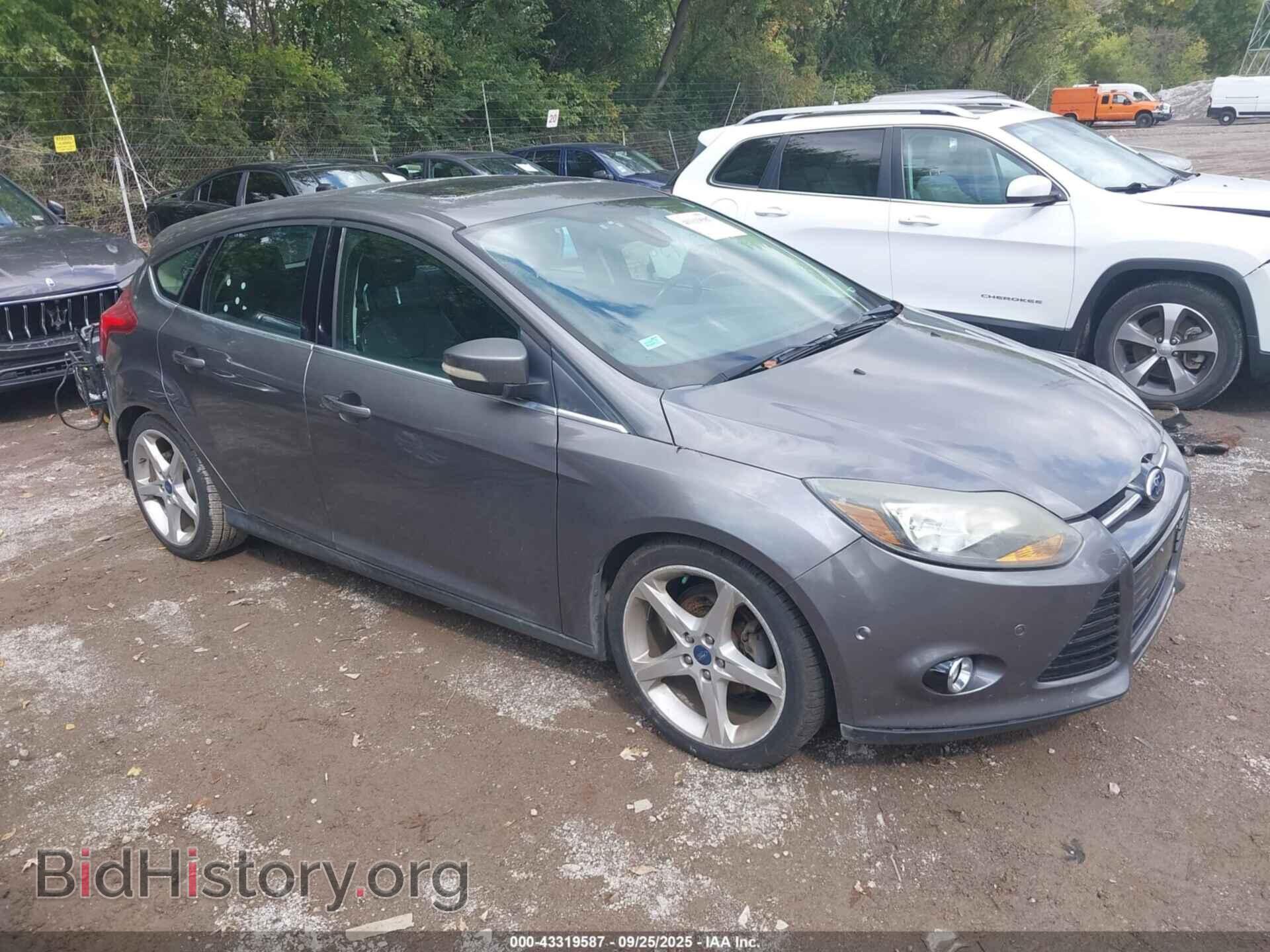 Фотография 1FAHP3N29CL365618 - FORD FOCUS 2012