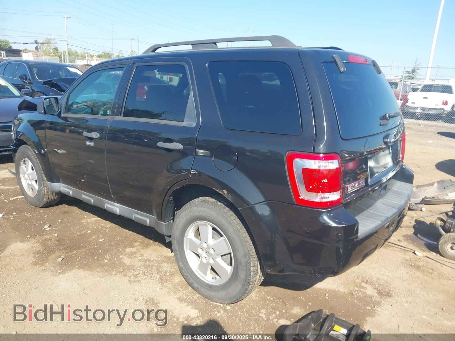 2011 FORD ESCAPE - VIN: 1FMCU0DG0BKC50110 - Фото 3