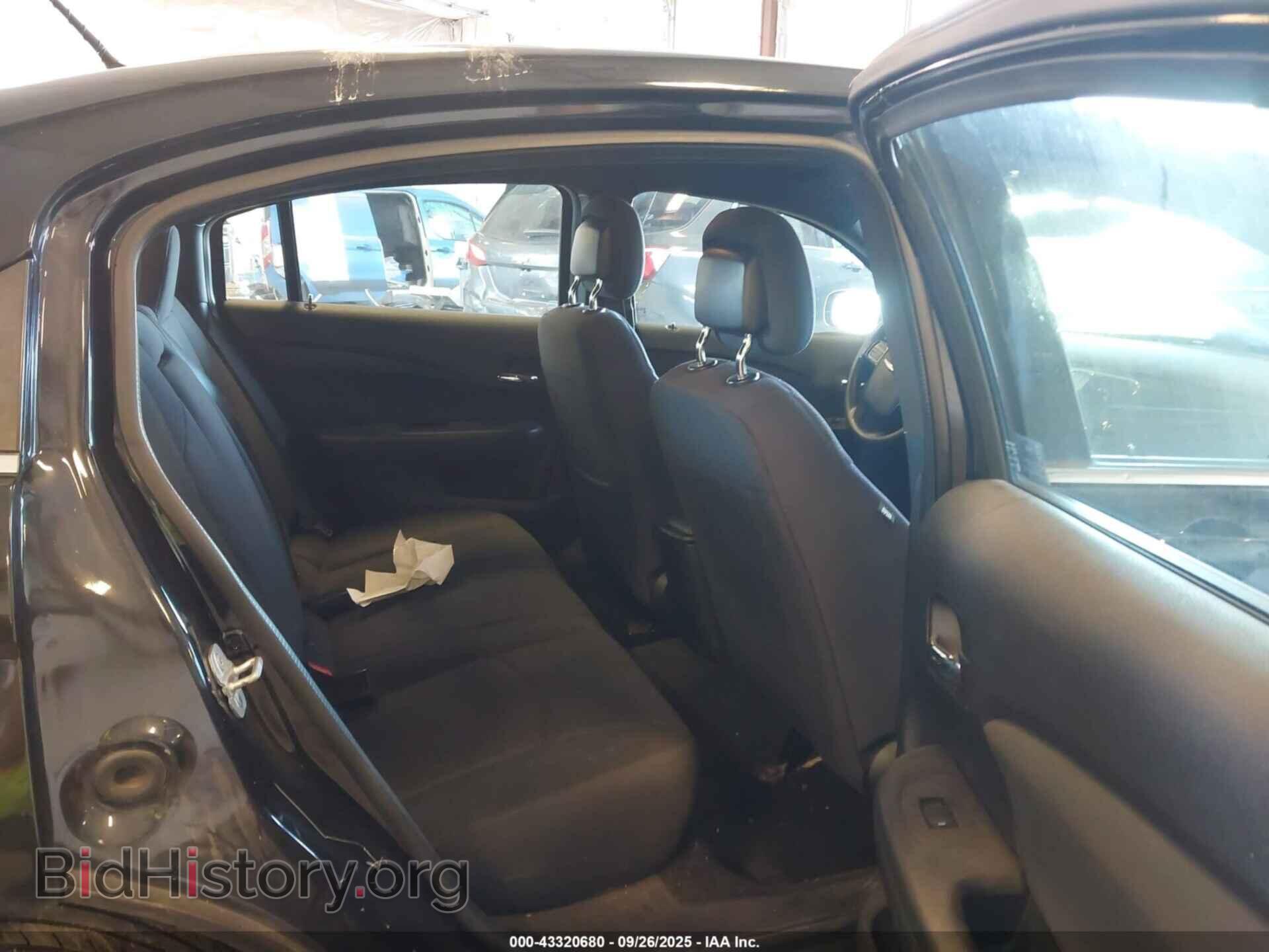 2012 CHRYSLER 200 - VIN: 1C3CCBAB7CN235720 - Photo 8