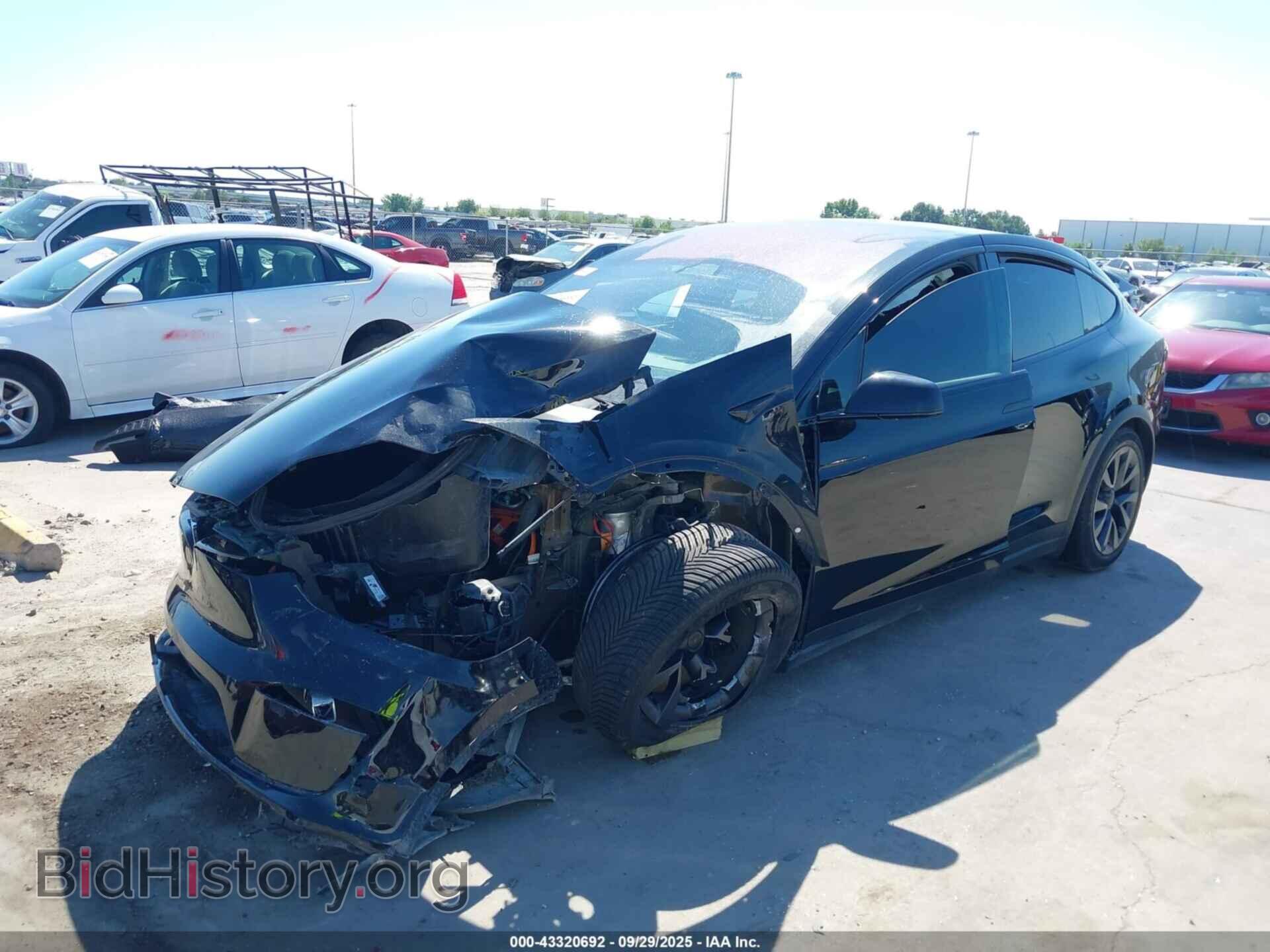 2023 TESLA MODEL X - VIN: 7SAXCDE5XPF413723 - Фото 2