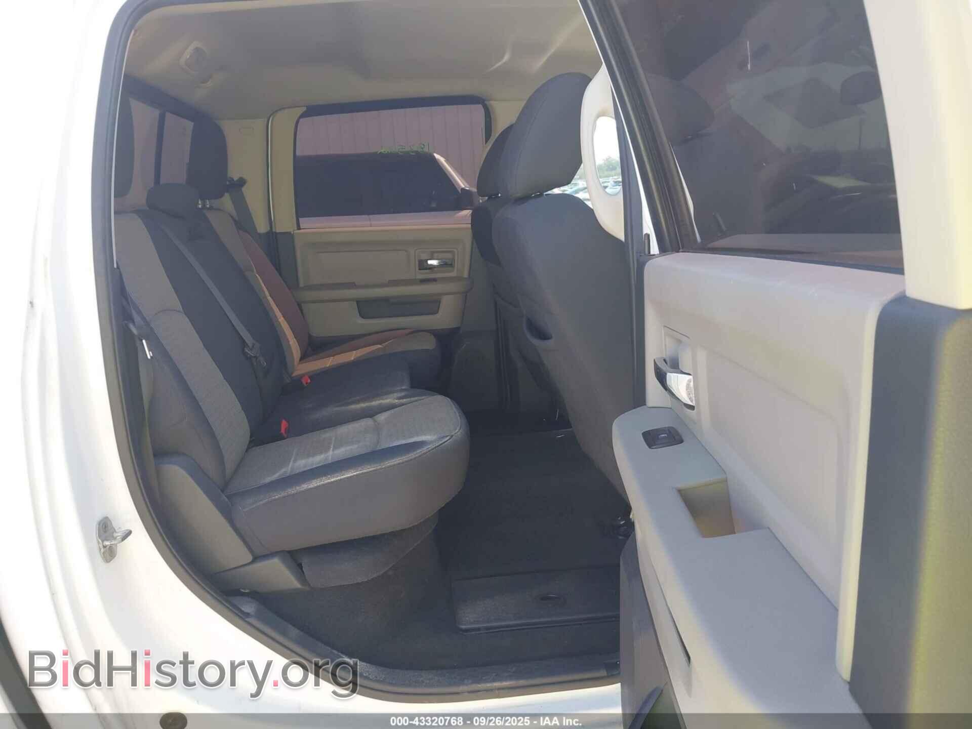 2011 DODGE RAM 1500 - VIN: 1D7RB1CT9BS596607 - Photo 8