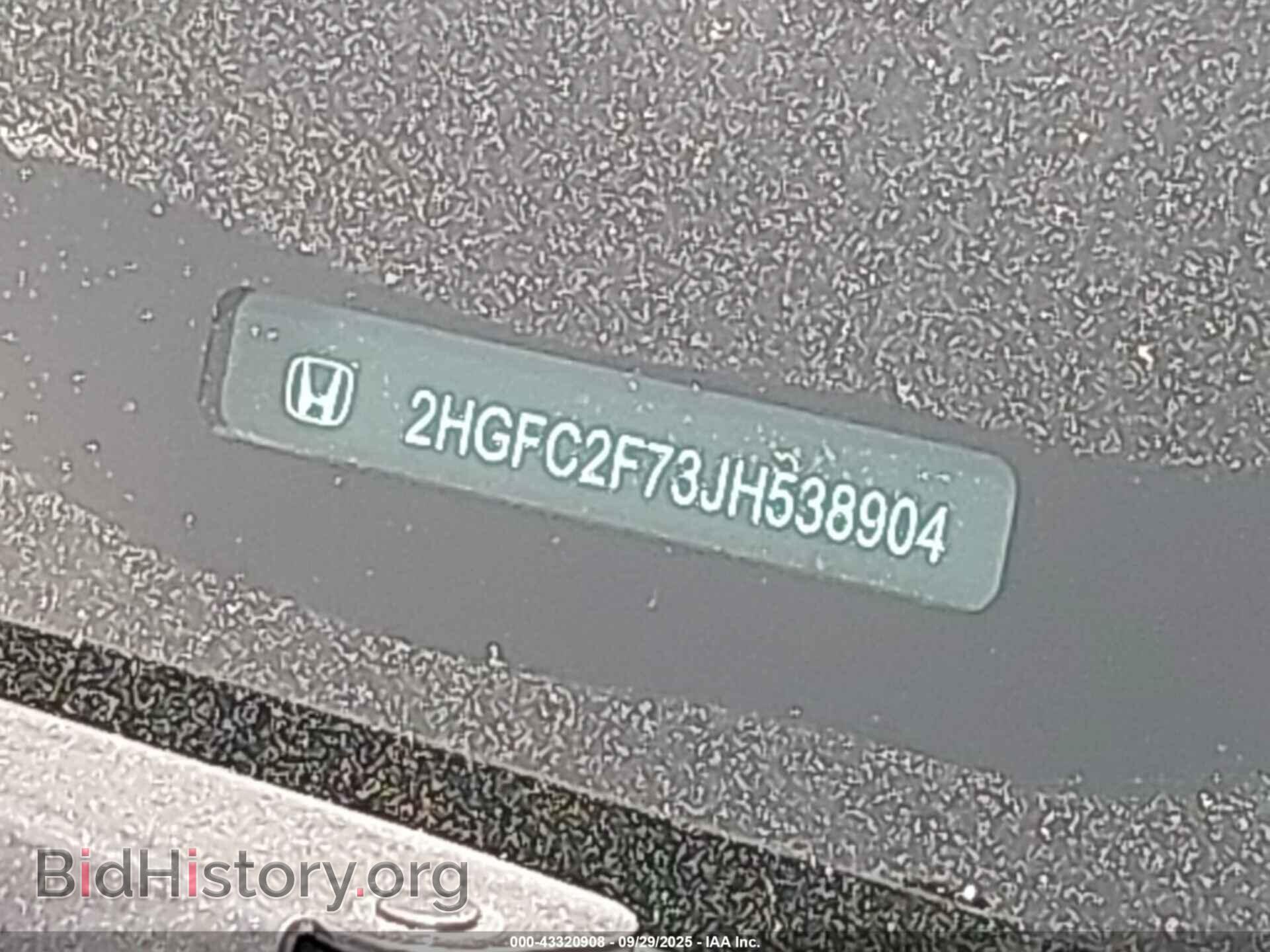 2018 HONDA CIVIC - VIN: 2HGFC2F73JH538904 - Фото 9
