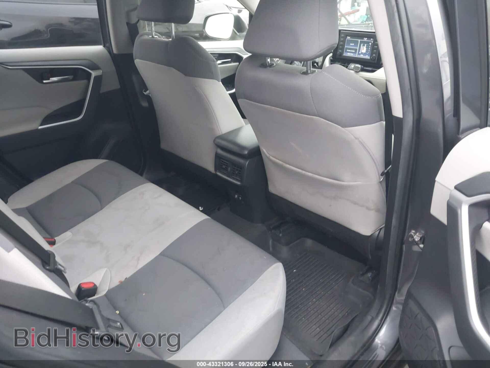 2019 TOYOTA RAV4 - VIN: JTMP1RFV5KD520130 - Фото 8