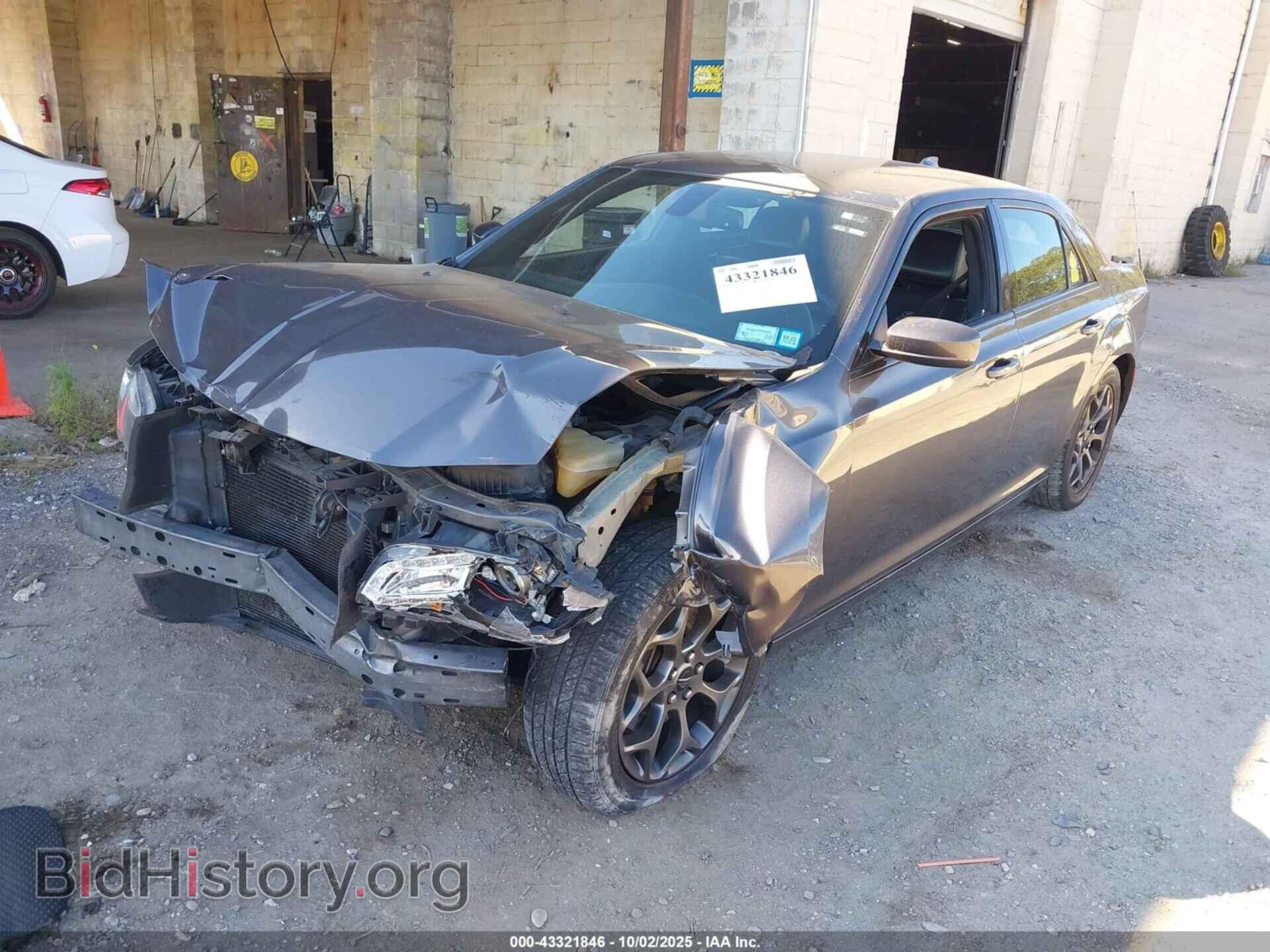 2016 CHRYSLER 300 - VIN: 2C3CCAGG5GH136261 - Фото 2