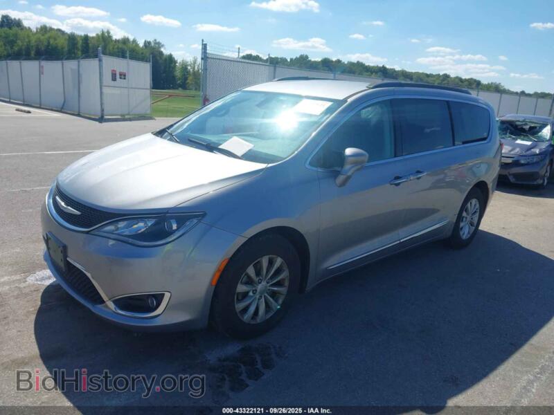 2017 Chrysler PACIFICA (VIN 2C4RC1BG4HR540225) — фото 2 из 16