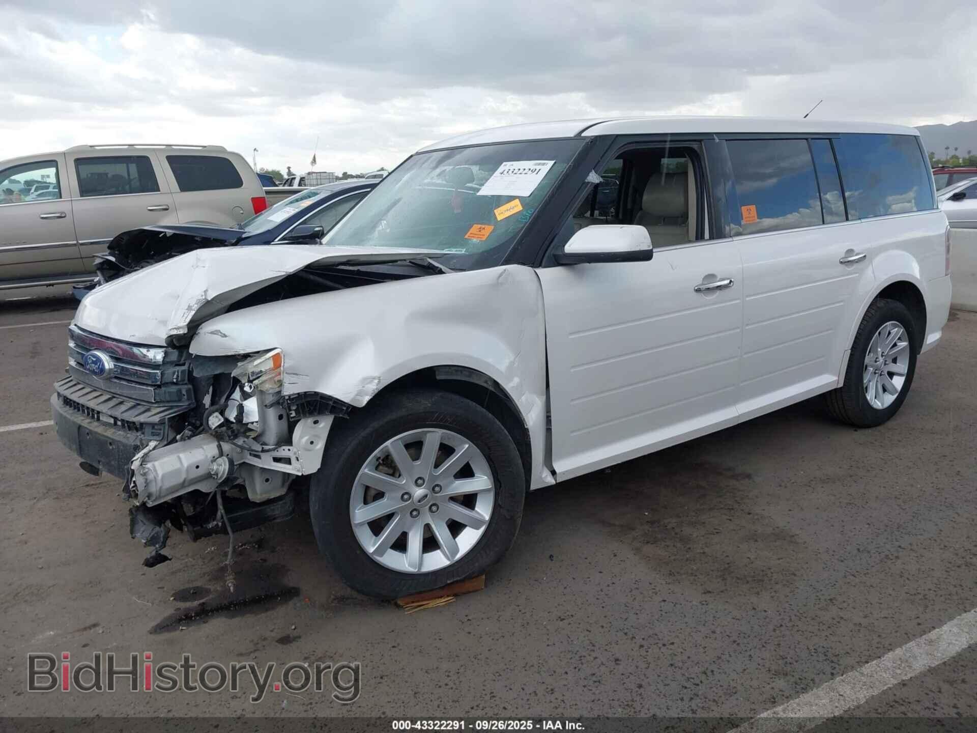 2011 FORD FLEX - VIN: 2FMGK5CC2BBD26665 - Фото 2