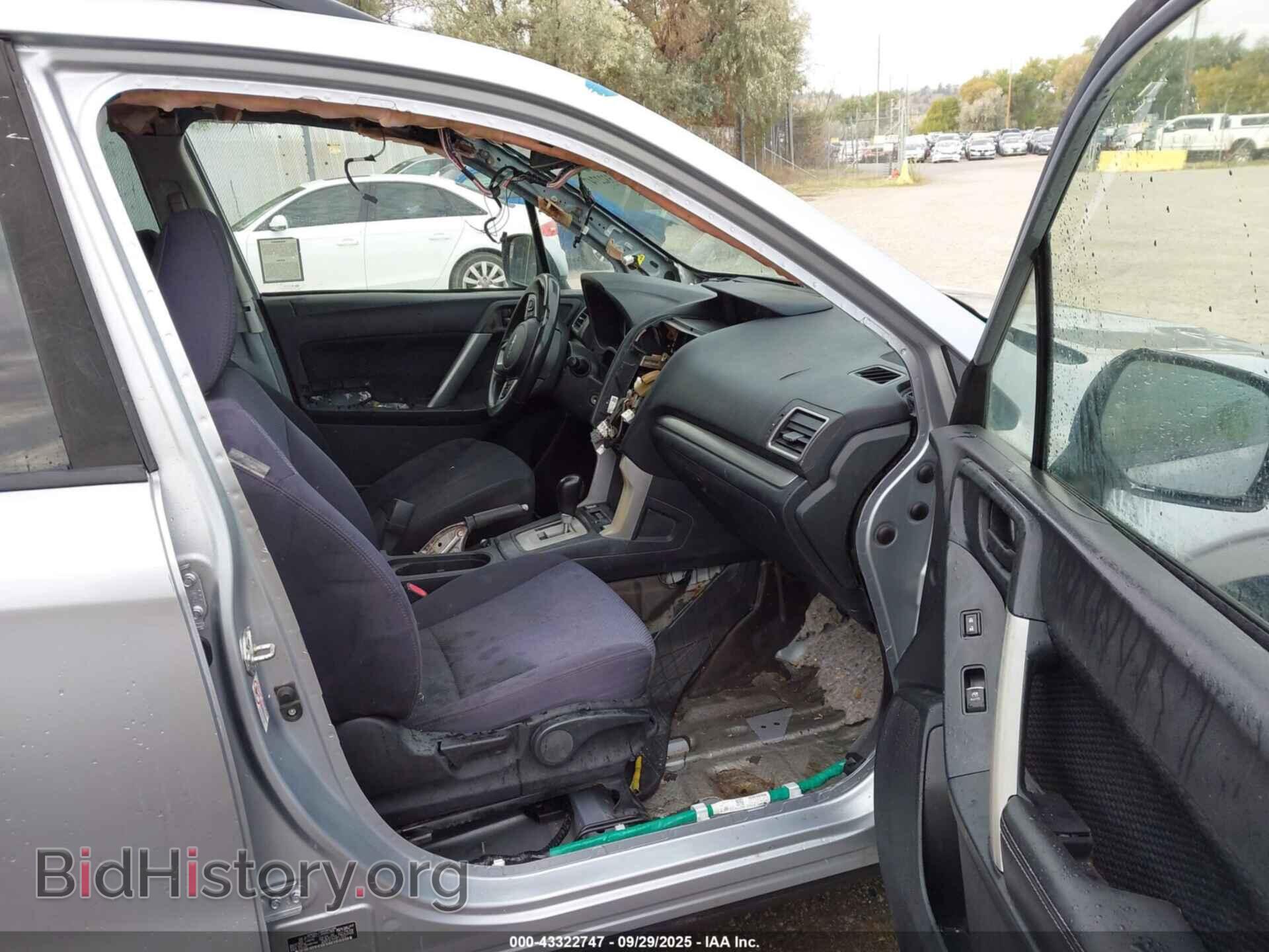 2018 SUBARU FORESTER - VIN: JF2SJAEC1JH460268 - Фото 5