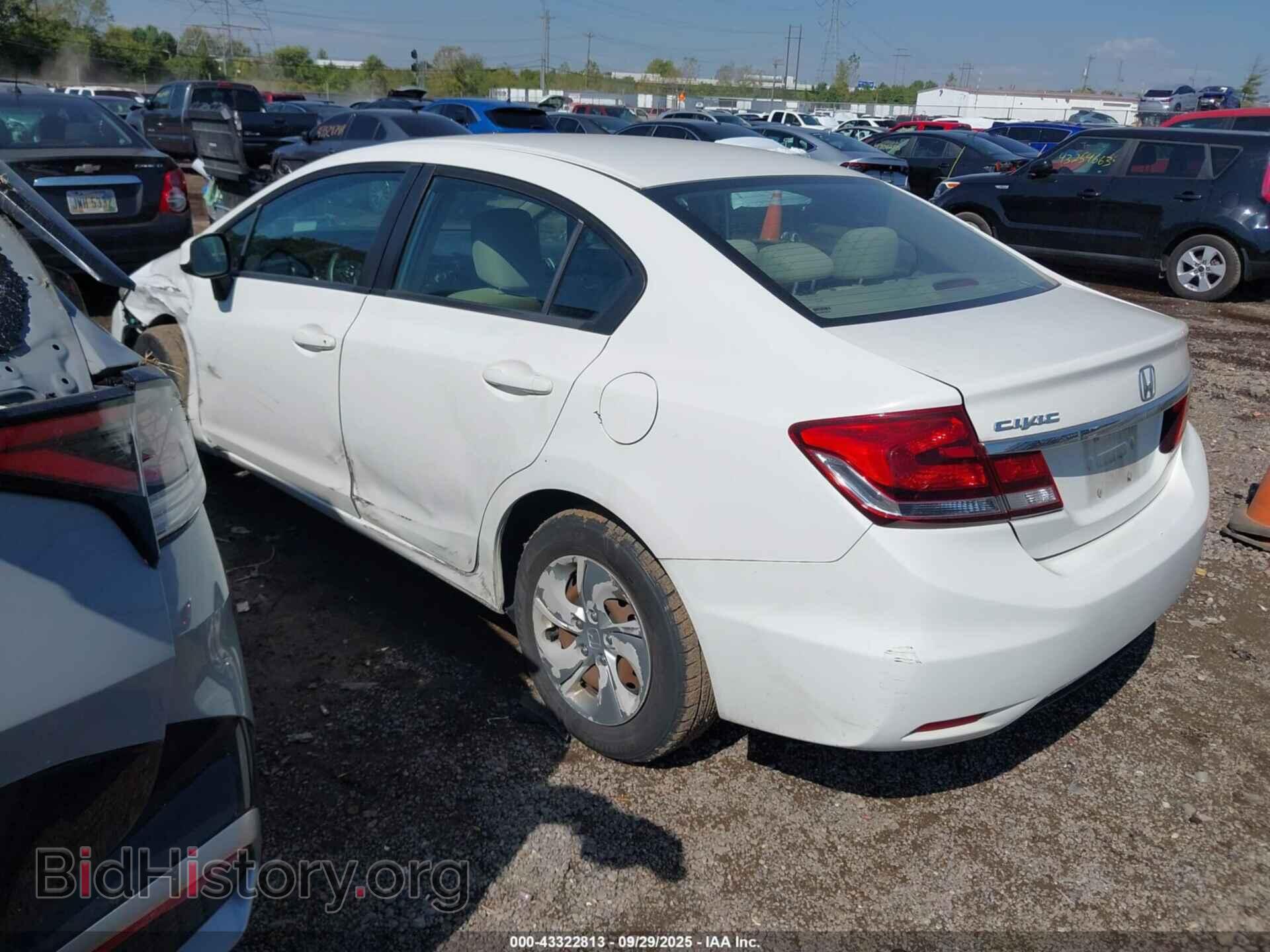 2013 HONDA CIVIC - VIN: 2HGFB2F54DH579810 - Фото 3