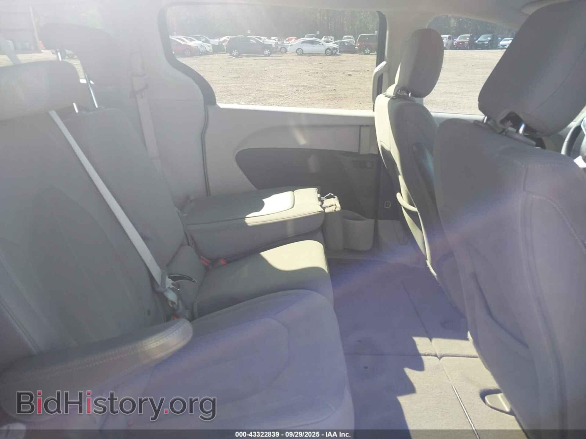 2017 CHRYSLER PACIFICA - VIN: 2C4RC1DG8HR704816 - Photo 8