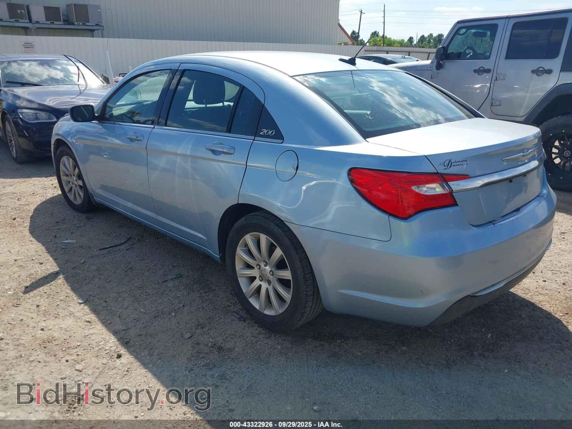 2012 CHRYSLER 200 - VIN: 1C3CCBBB1CN181037 - Фото 3