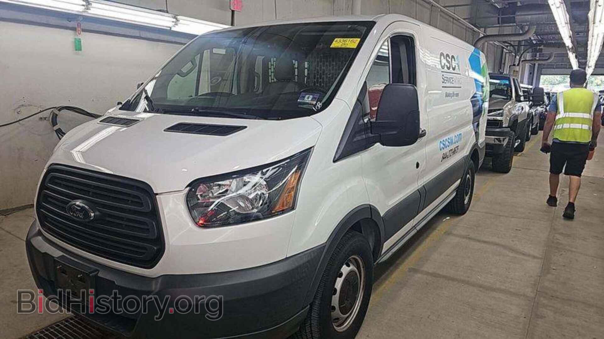 2018 FORD TRANSIT - VIN: 1FTYE1YM7JKB51974 - Фото 2