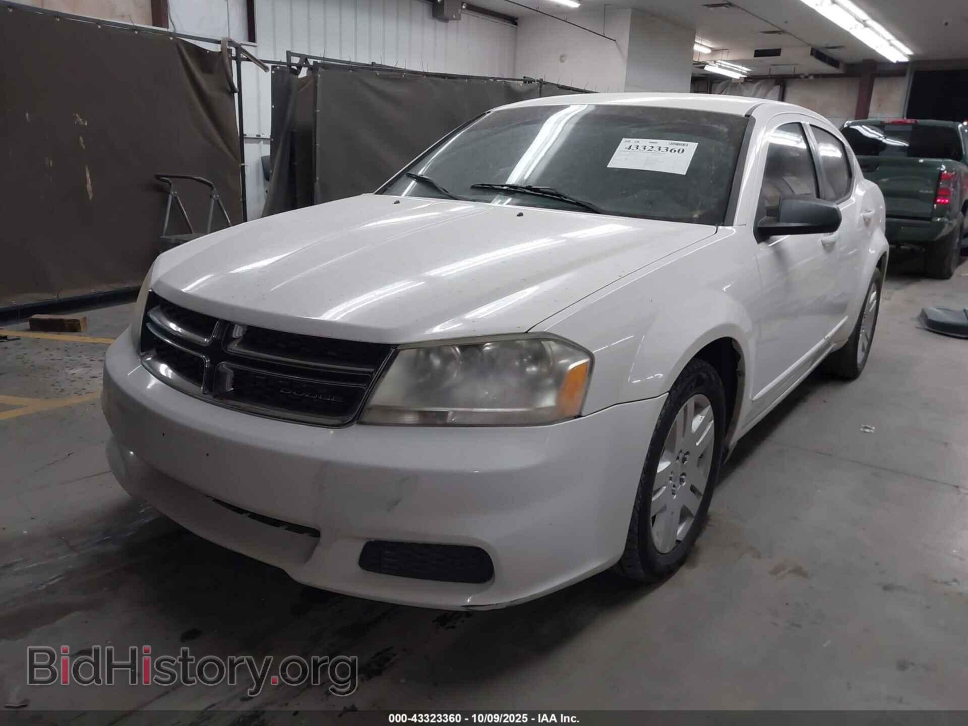 2011 DODGE AVENGER - VIN: 1B3BD4FB7BN523133 - Фото 2