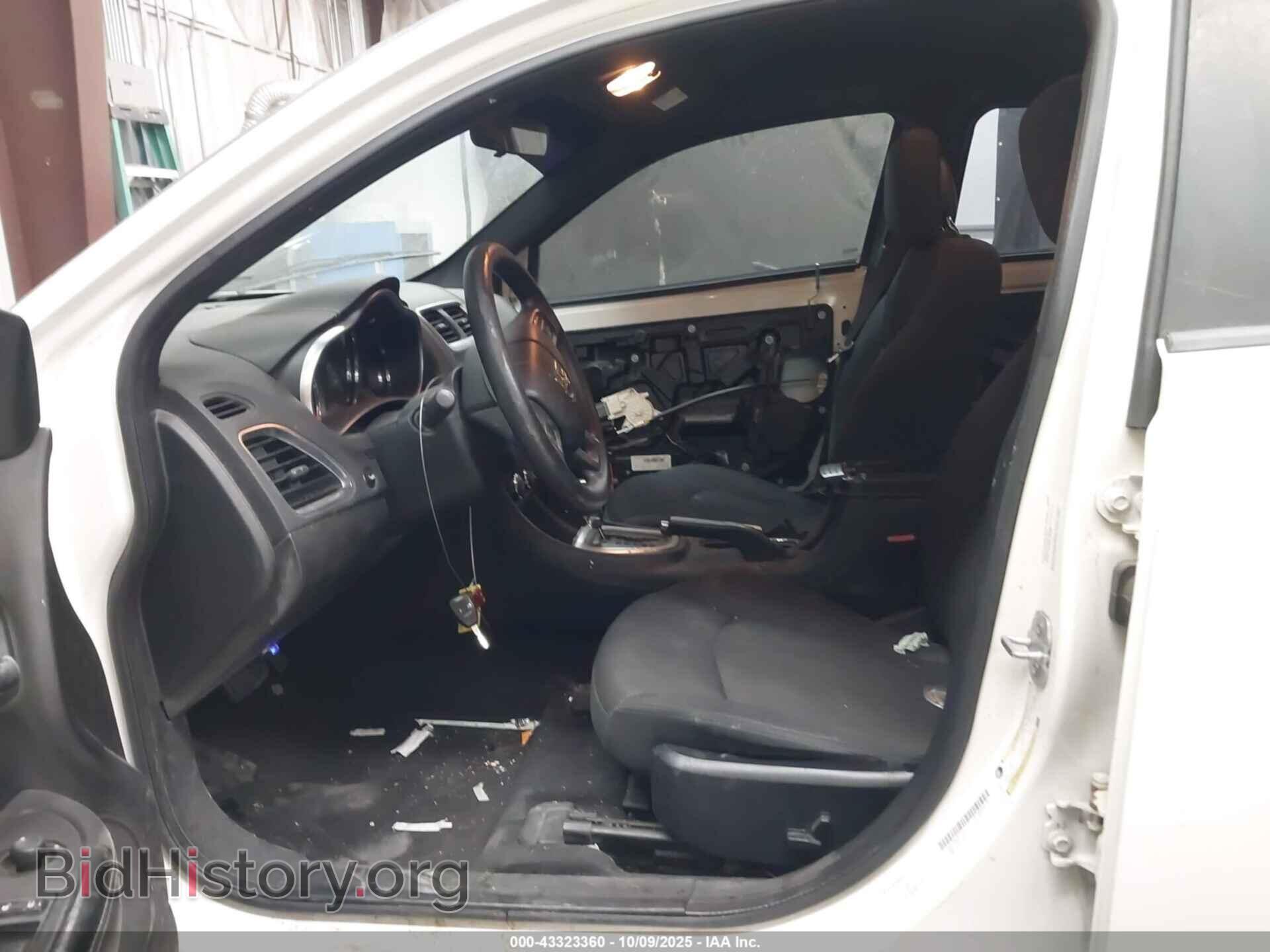 2011 DODGE AVENGER - VIN: 1B3BD4FB7BN523133 - Фото 5