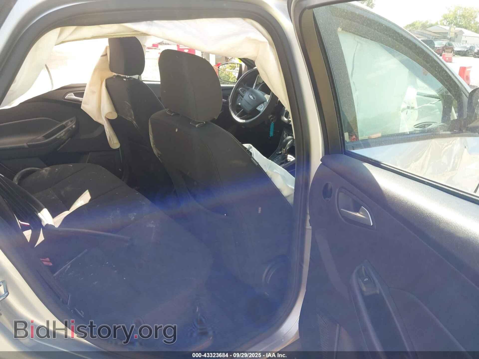 2017 FORD FOCUS - VIN: 1FADP3H25HL248927 - Фото 8