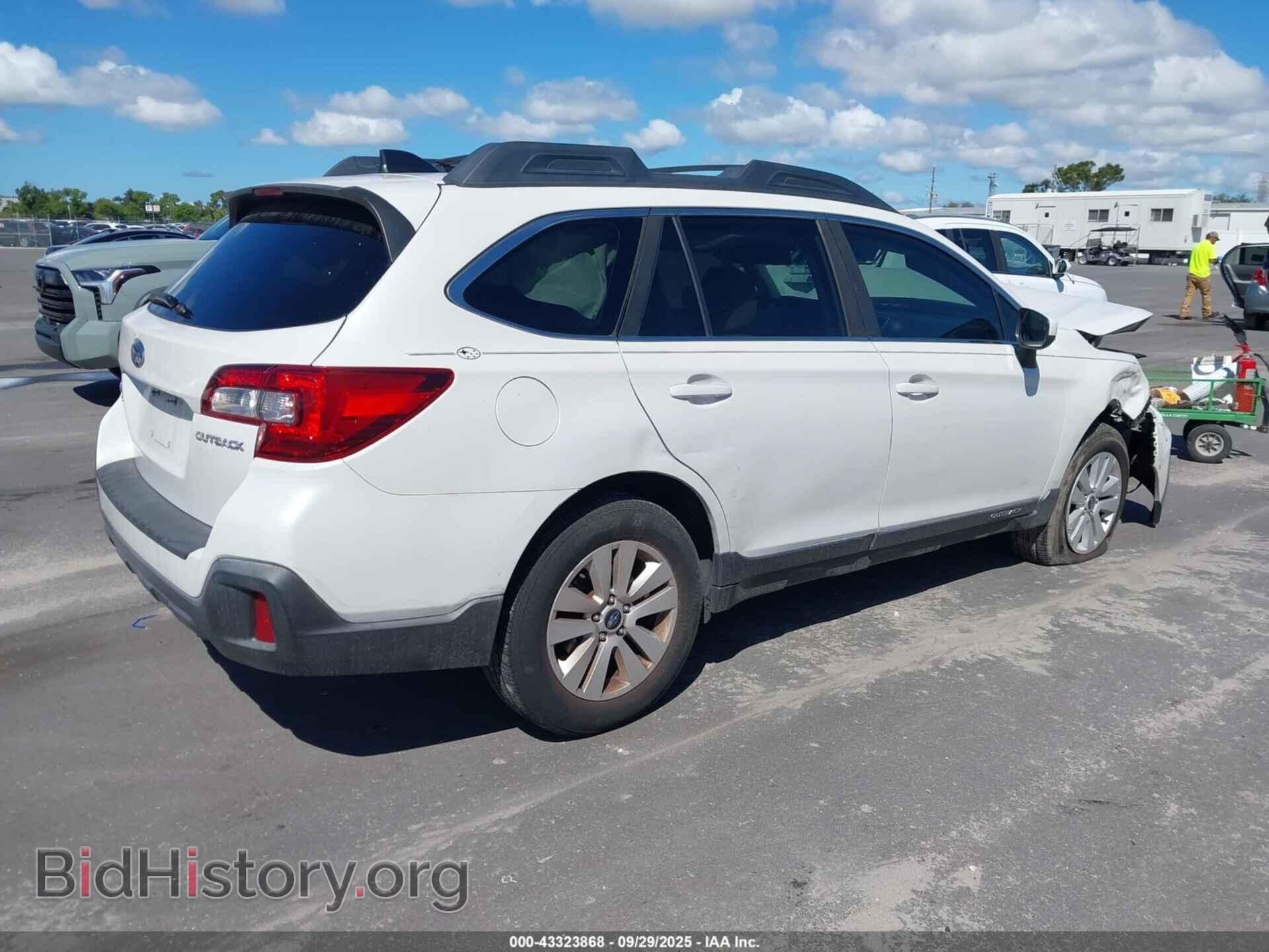 2019 SUBARU OUTBACK - VIN: 4S4BSAFC3K3314877 - Фото 4