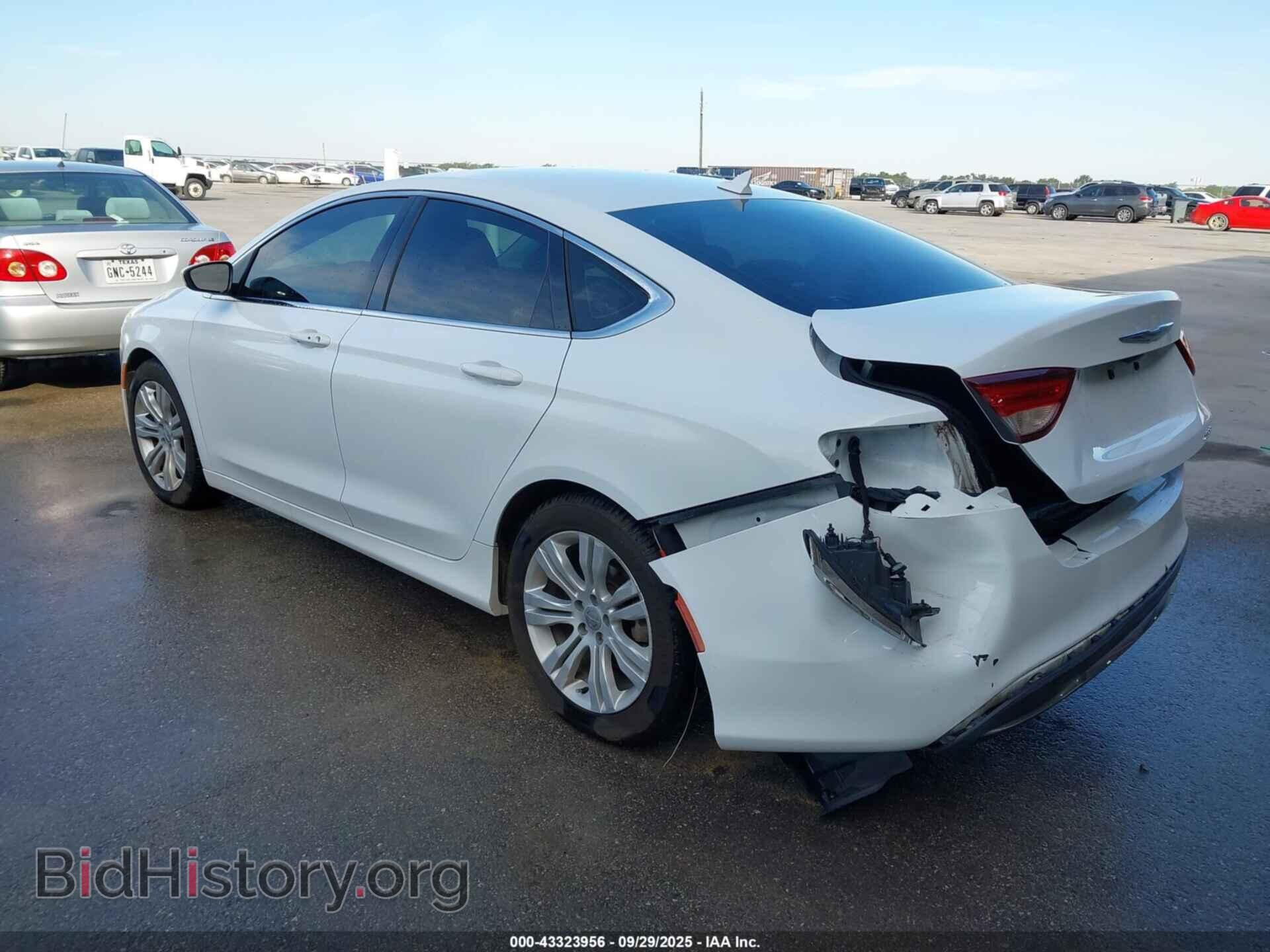 2016 CHRYSLER 200 - VIN: 1C3CCCABXGN104356 - Фото 3