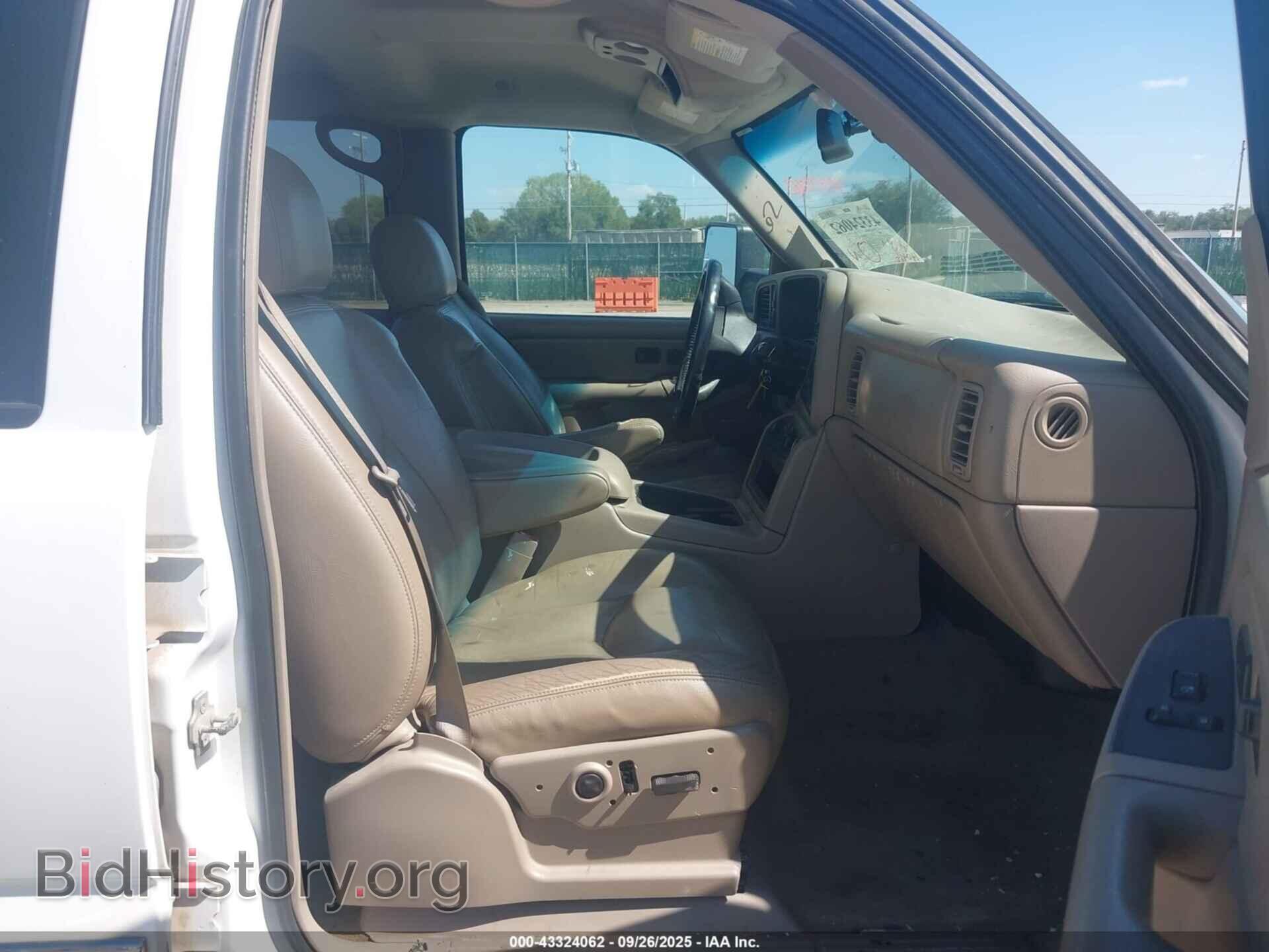 2005 GMC SIERRA 2500HD - VIN: 1GTHK23205F887674 - Фото 5