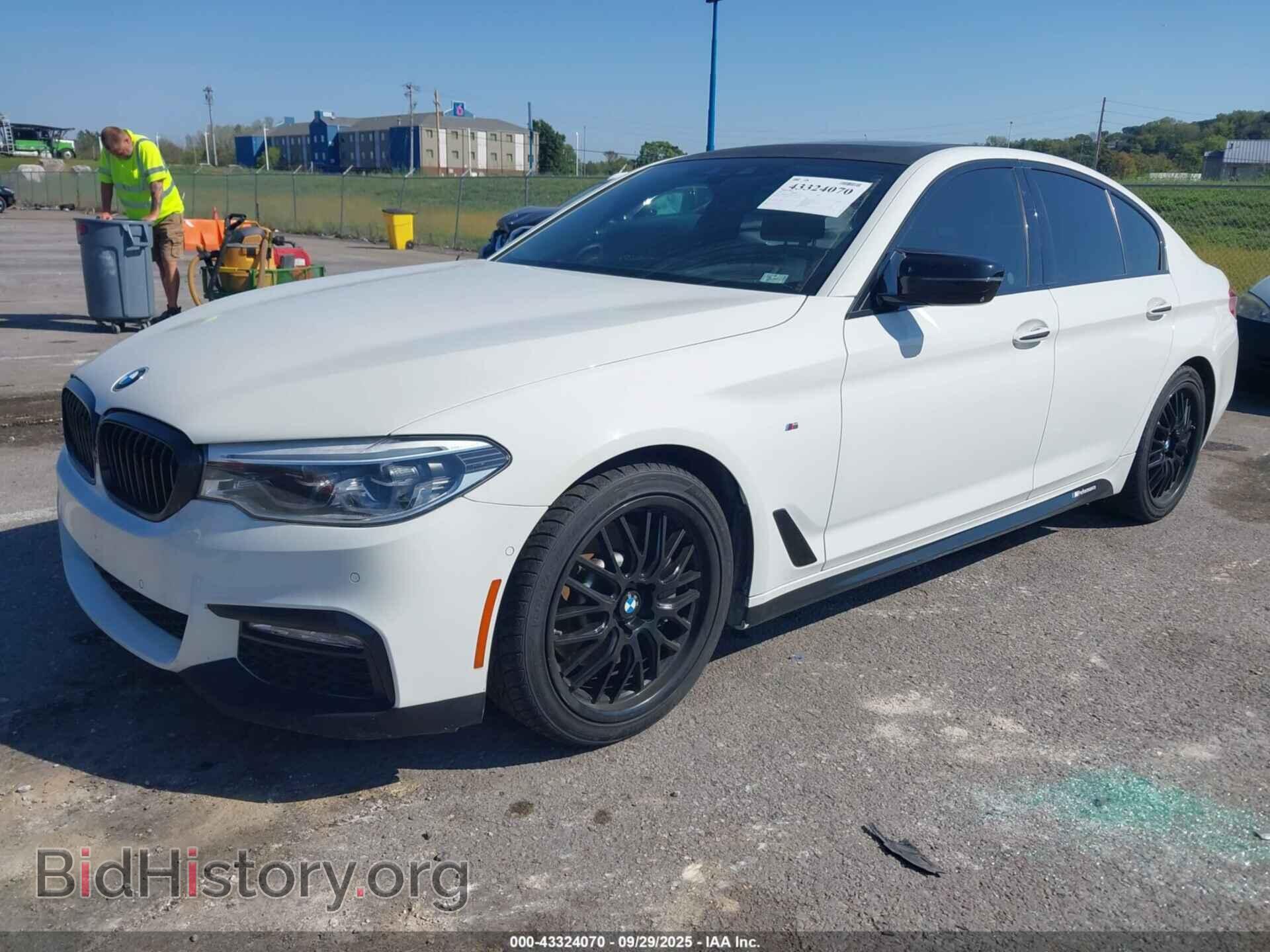 2017 BMW 540I - VIN: WBAJE7C37HG479036 - Фото 2