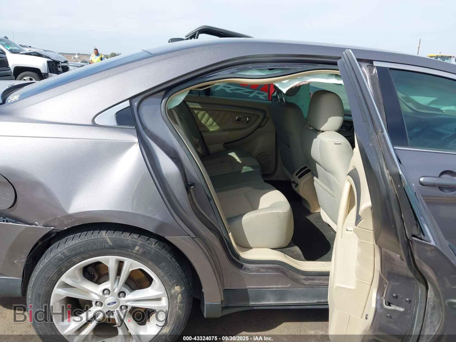 2014 FORD TAURUS - VIN: 1FAHP2H82EG101176 - Фото 8