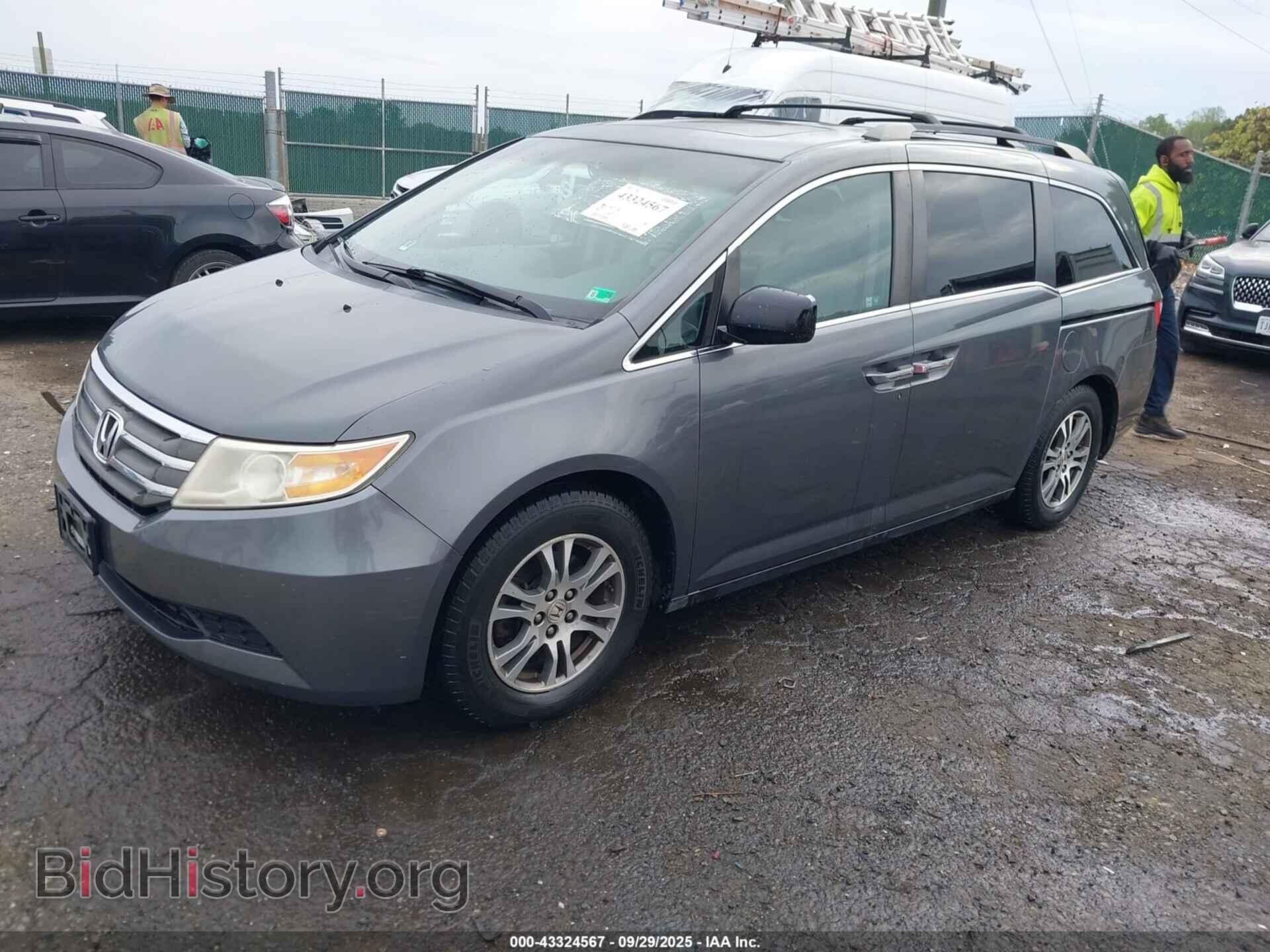 2011 HONDA ODYSSEY - VIN: 5FNRL5H66BB059207 - Фото 2