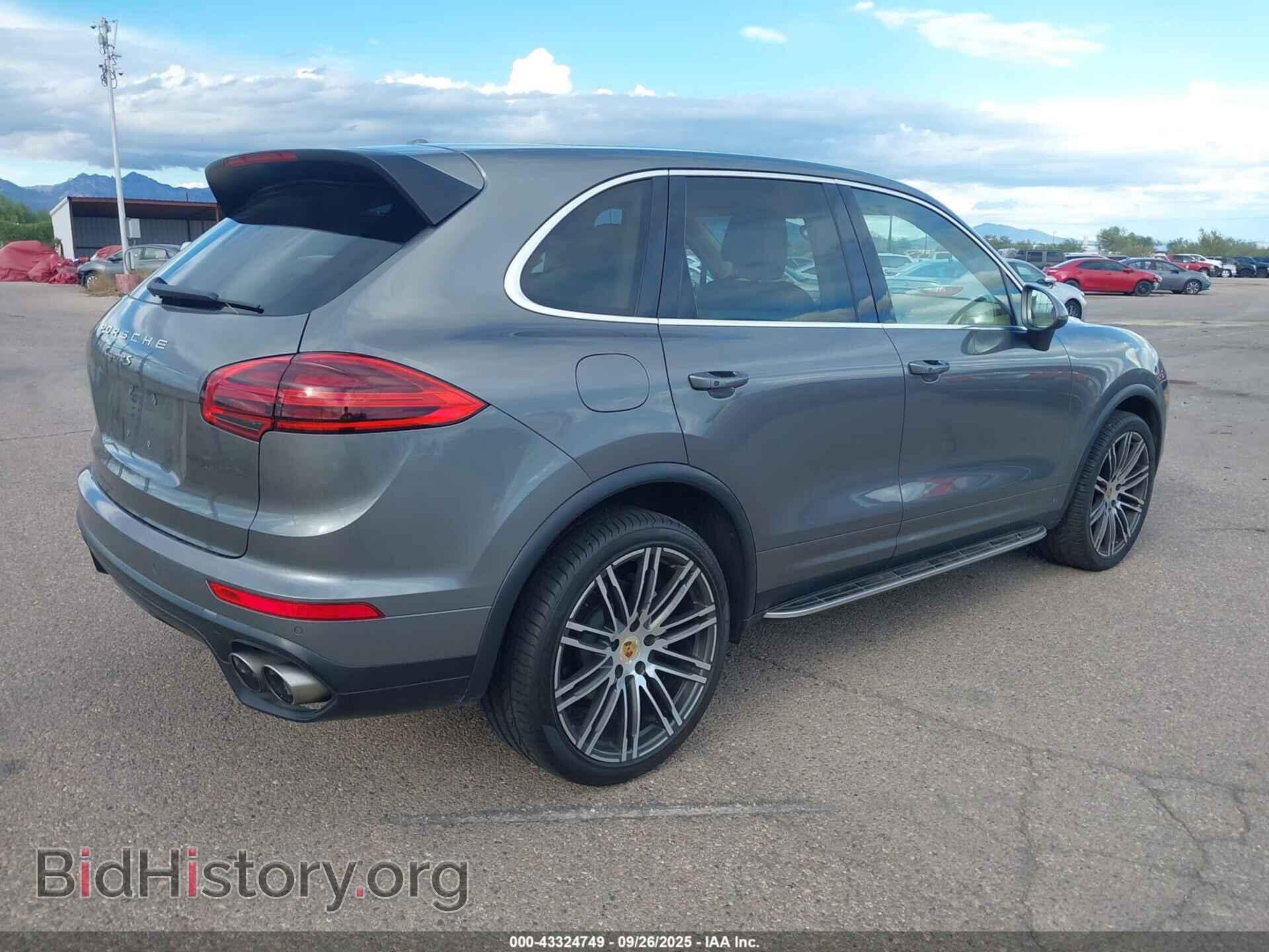 2016 PORSCHE CAYENNE - VIN: WP1AB2A22GLA93637 - Фото 4