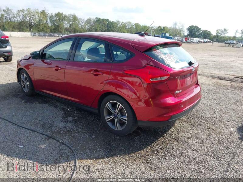 2016 Ford FOCUS (VIN 1FADP3KE8GL211596) — фото 3 из 20