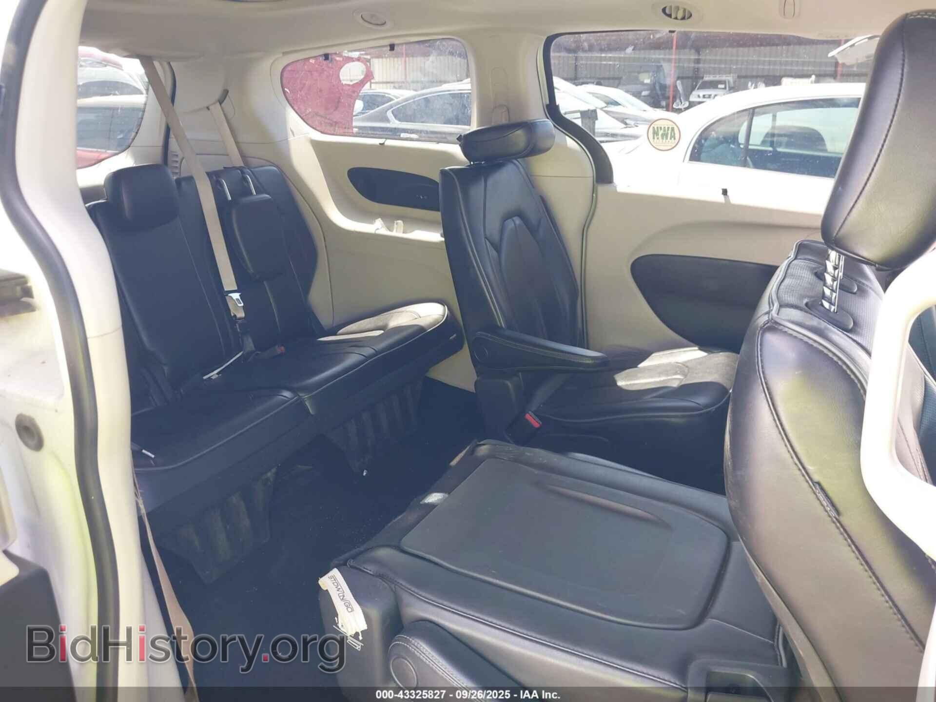 2020 CHRYSLER PACIFICA - VIN: 2C4RC1GG4LR285044 - Фото 8